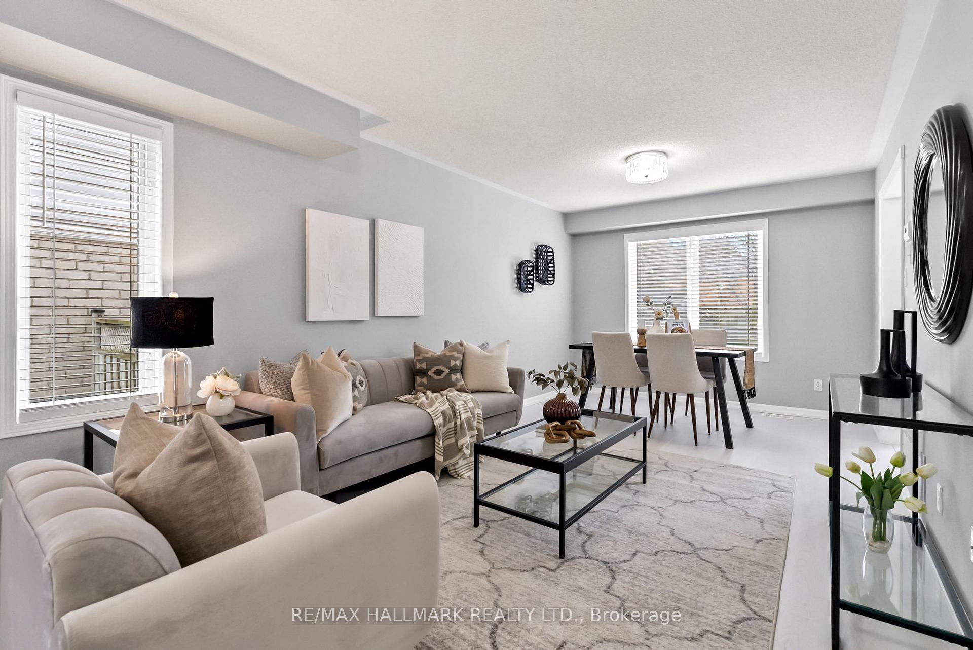 Photo 4 of 41 Guildwood Drive, Clarington, Bowmanville — HOMEH