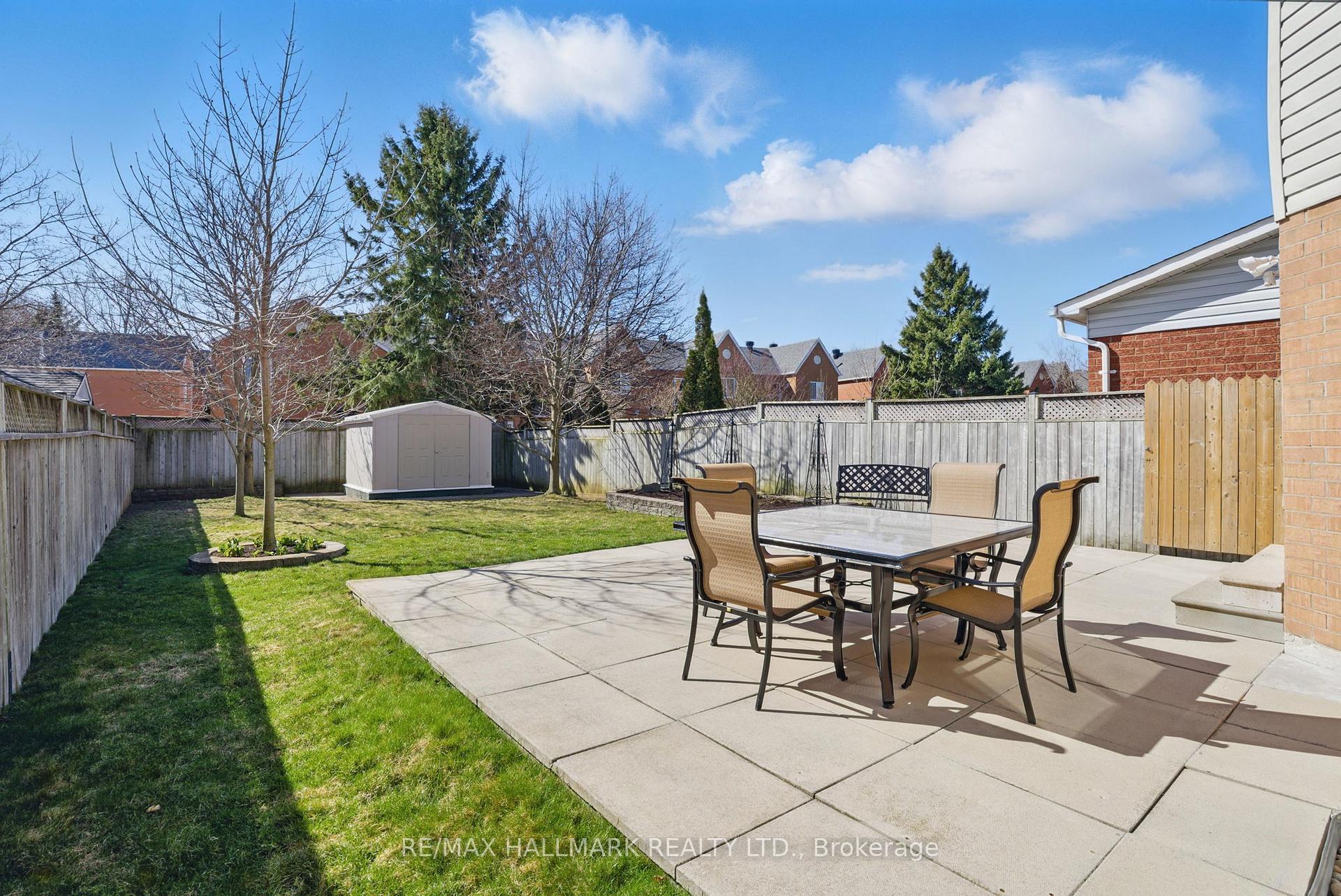 Photo 39 of 41 Guildwood Drive, Clarington, Bowmanville — HOMEH
