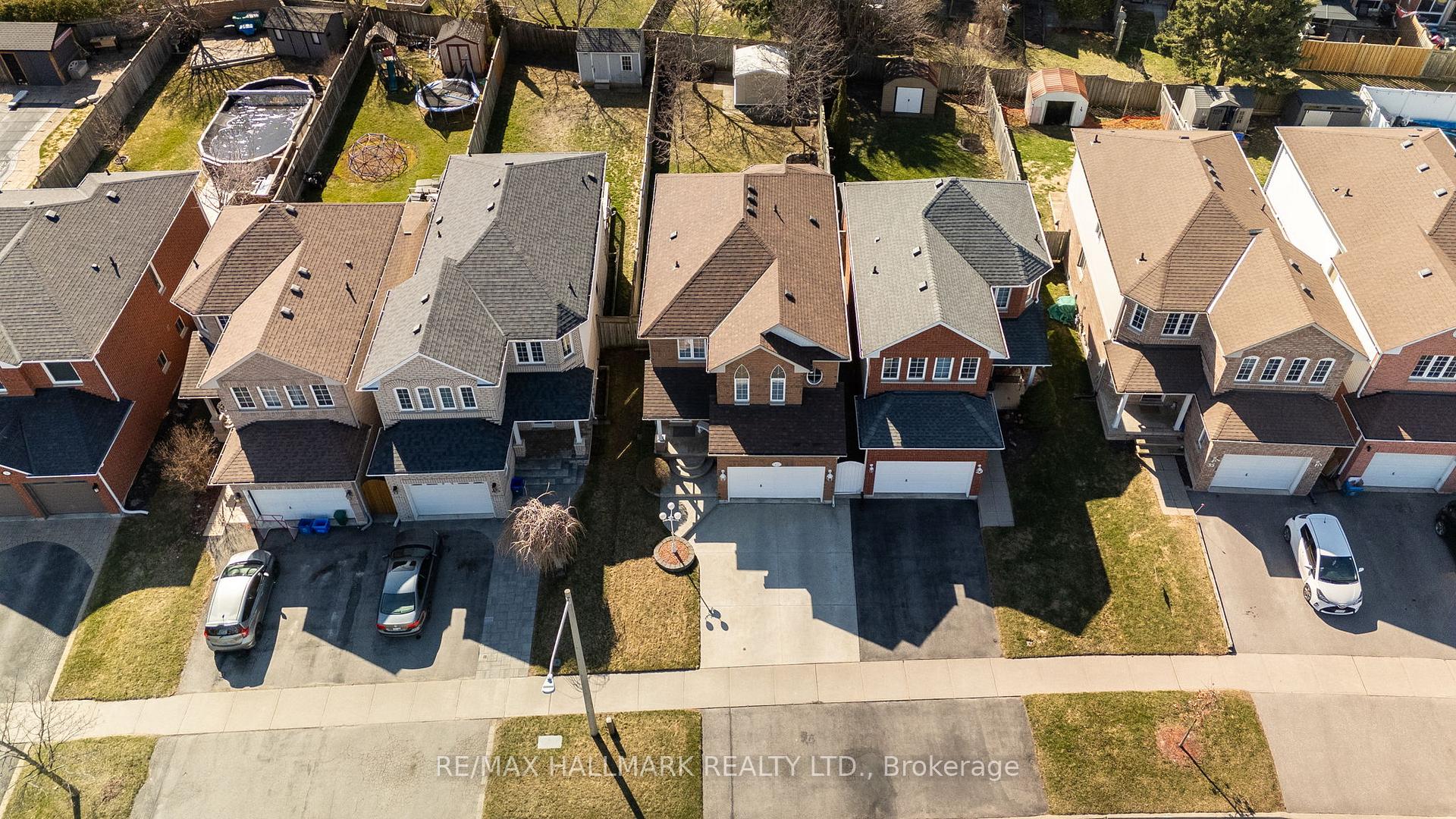 Photo 47 of 41 Guildwood Drive, Clarington, Bowmanville — HOMEH
