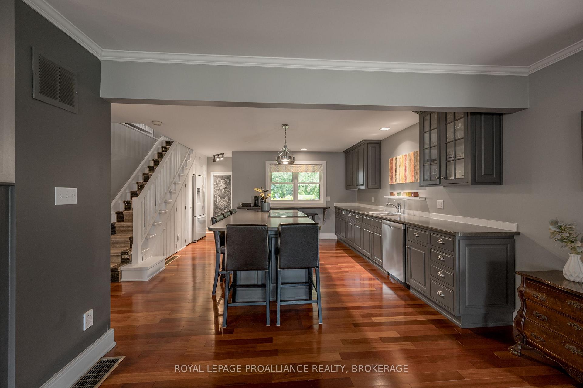 Photo 8 of 1014 Mulberry Lane, Frontenac, Frontenac South — HOMEH