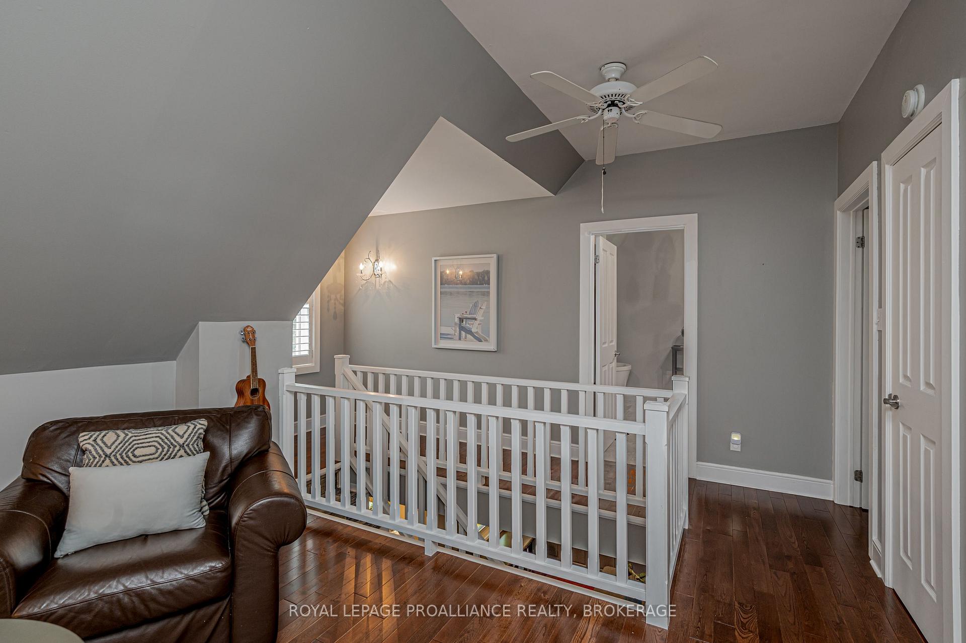 Photo 24 of 1014 Mulberry Lane, Frontenac, Frontenac South — HOMEH