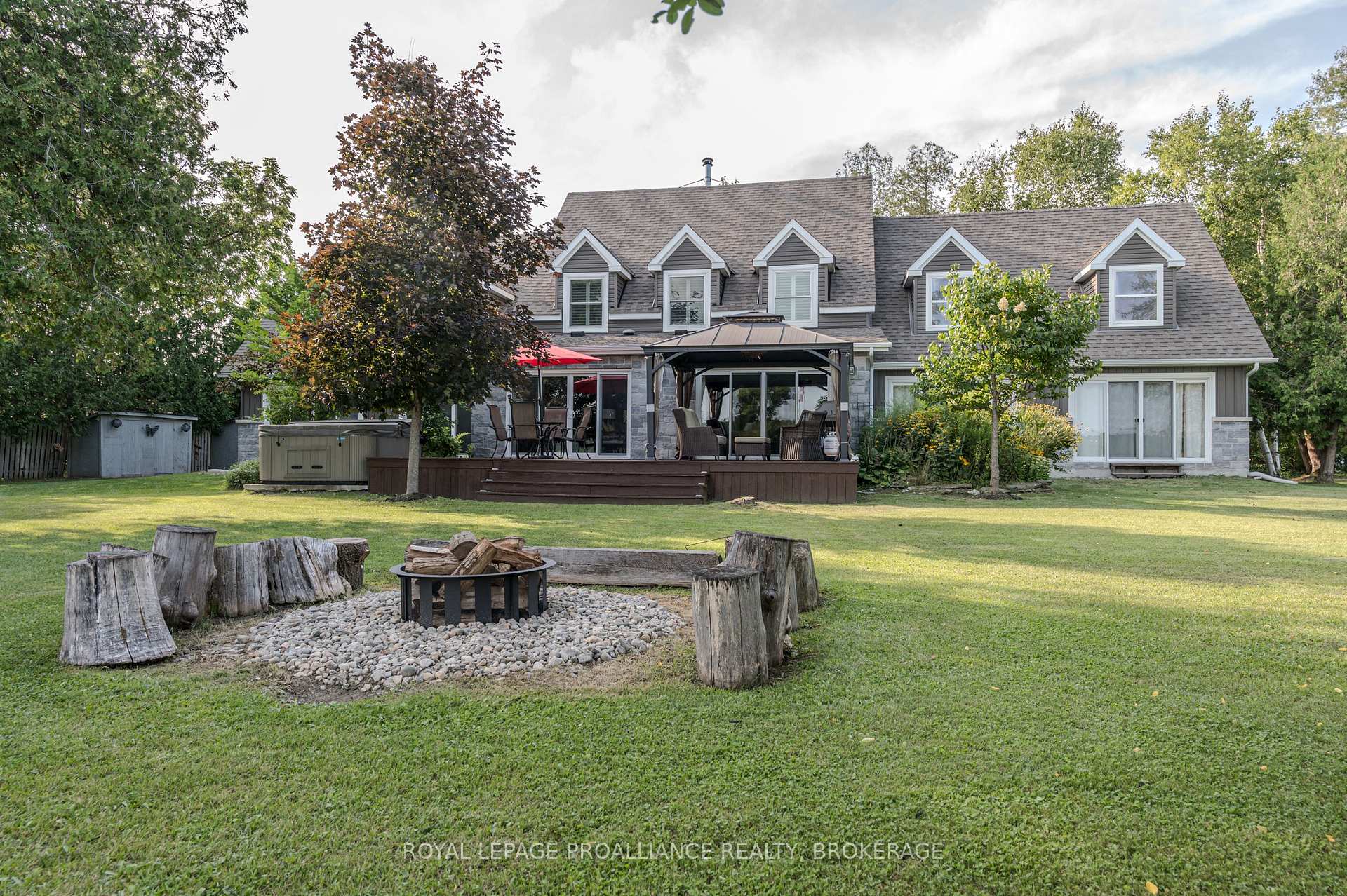 Photo 29 of 1014 Mulberry Lane, Frontenac, Frontenac South — HOMEH