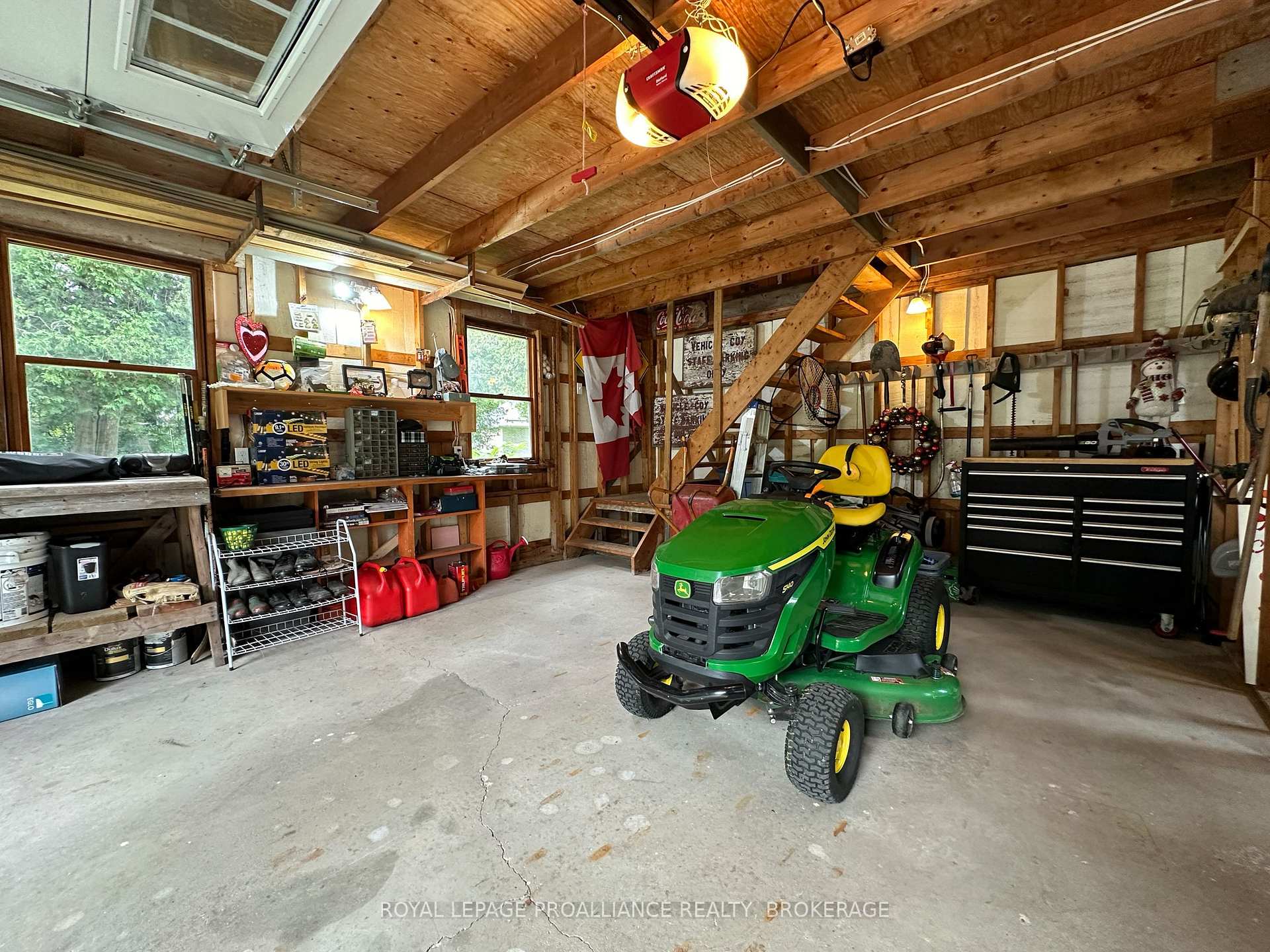 Photo 44 of 1014 Mulberry Lane, Frontenac, Frontenac South — HOMEH