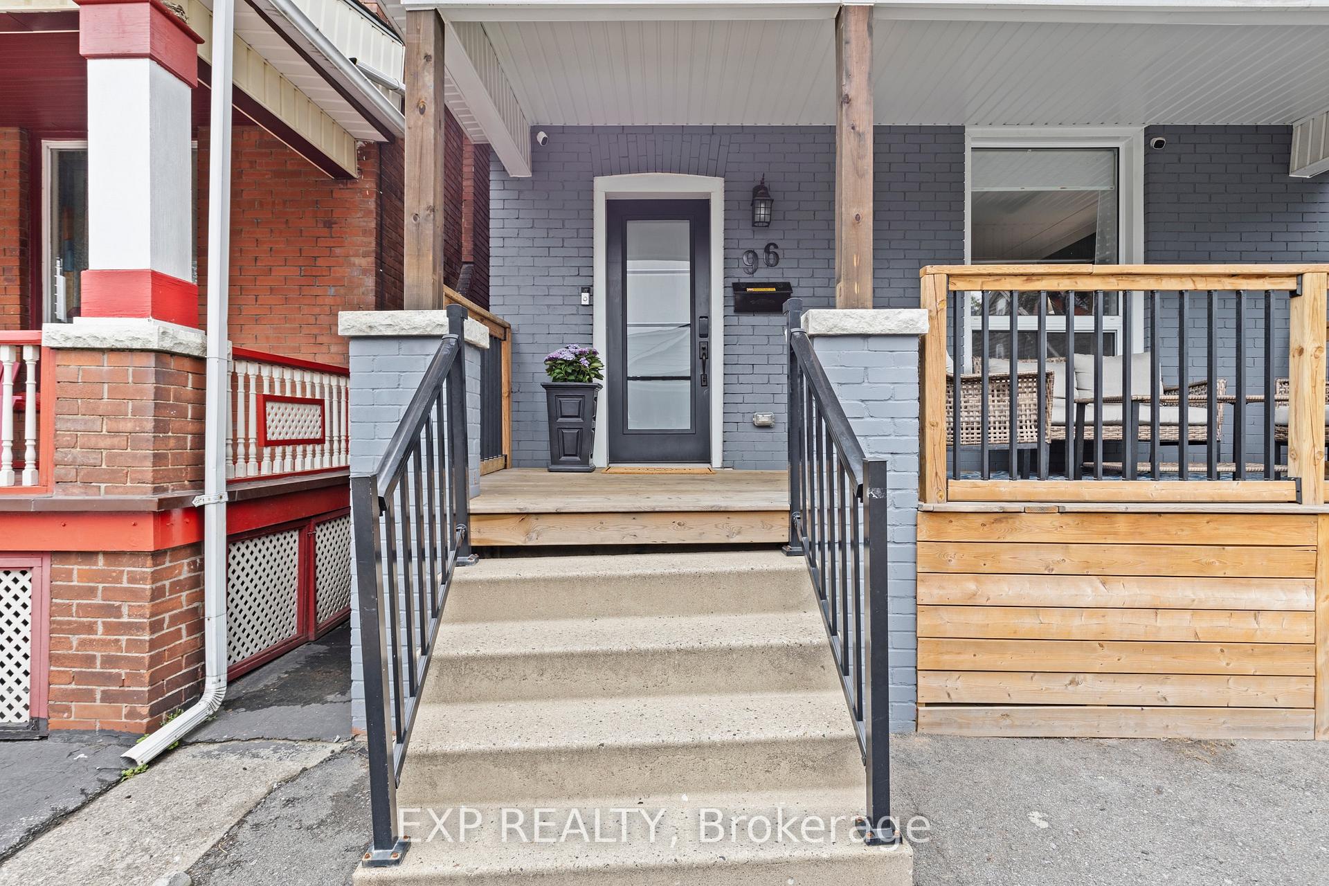 Photo 2 of 96 Belmont Avenue, Hamilton, Crown Point — HOMEH