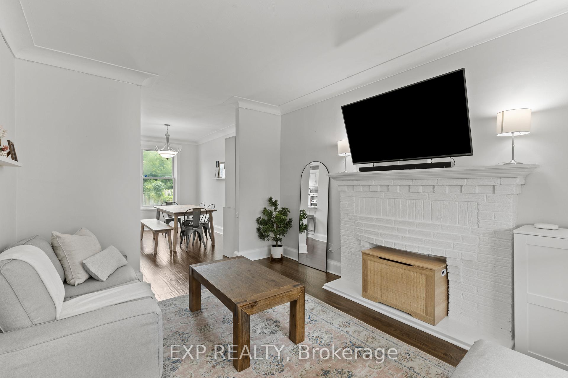 Photo 10 of 96 Belmont Avenue, Hamilton, Crown Point — HOMEH