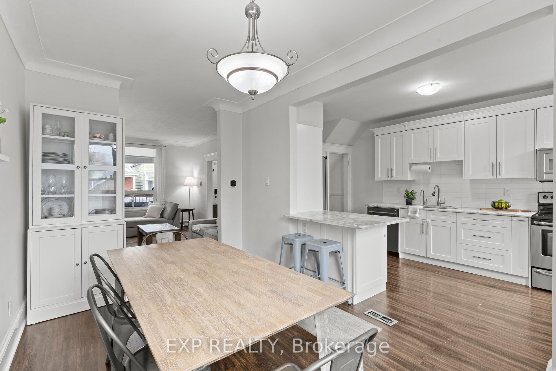 Photo 14 of 96 Belmont Avenue, Hamilton, Crown Point — HOMEH