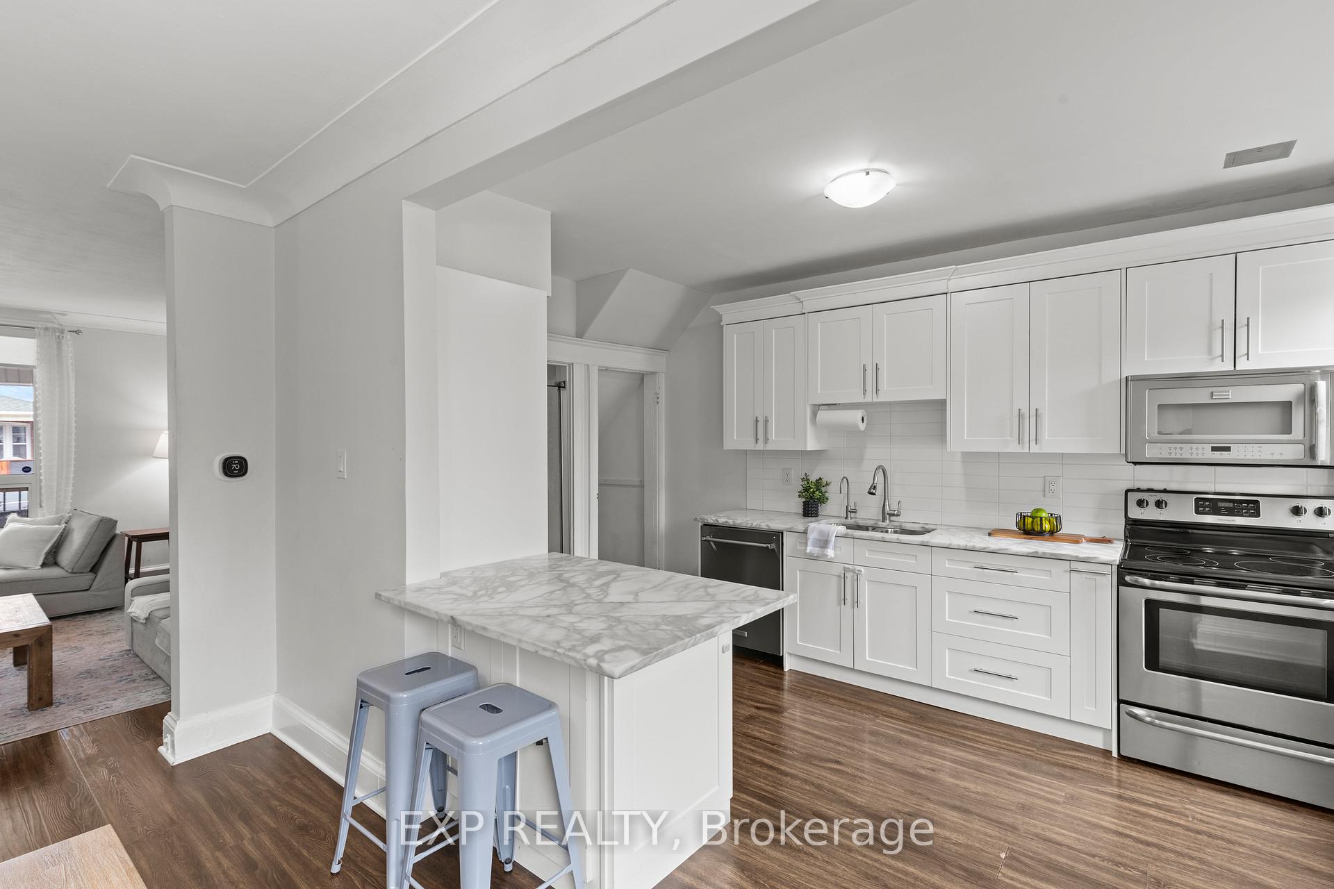 Photo 15 of 96 Belmont Avenue, Hamilton, Crown Point — HOMEH
