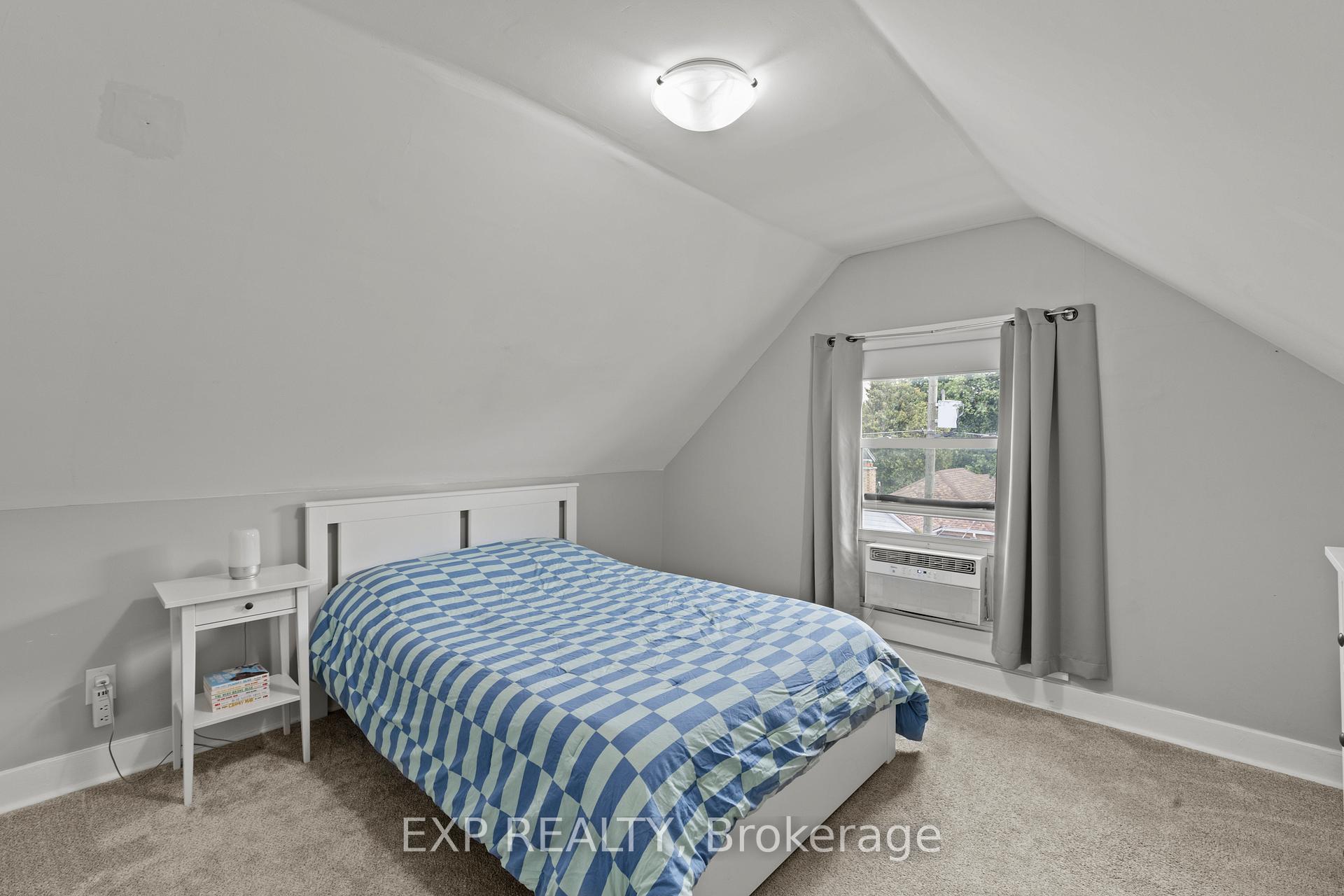 Photo 26 of 96 Belmont Avenue, Hamilton, Crown Point — HOMEH
