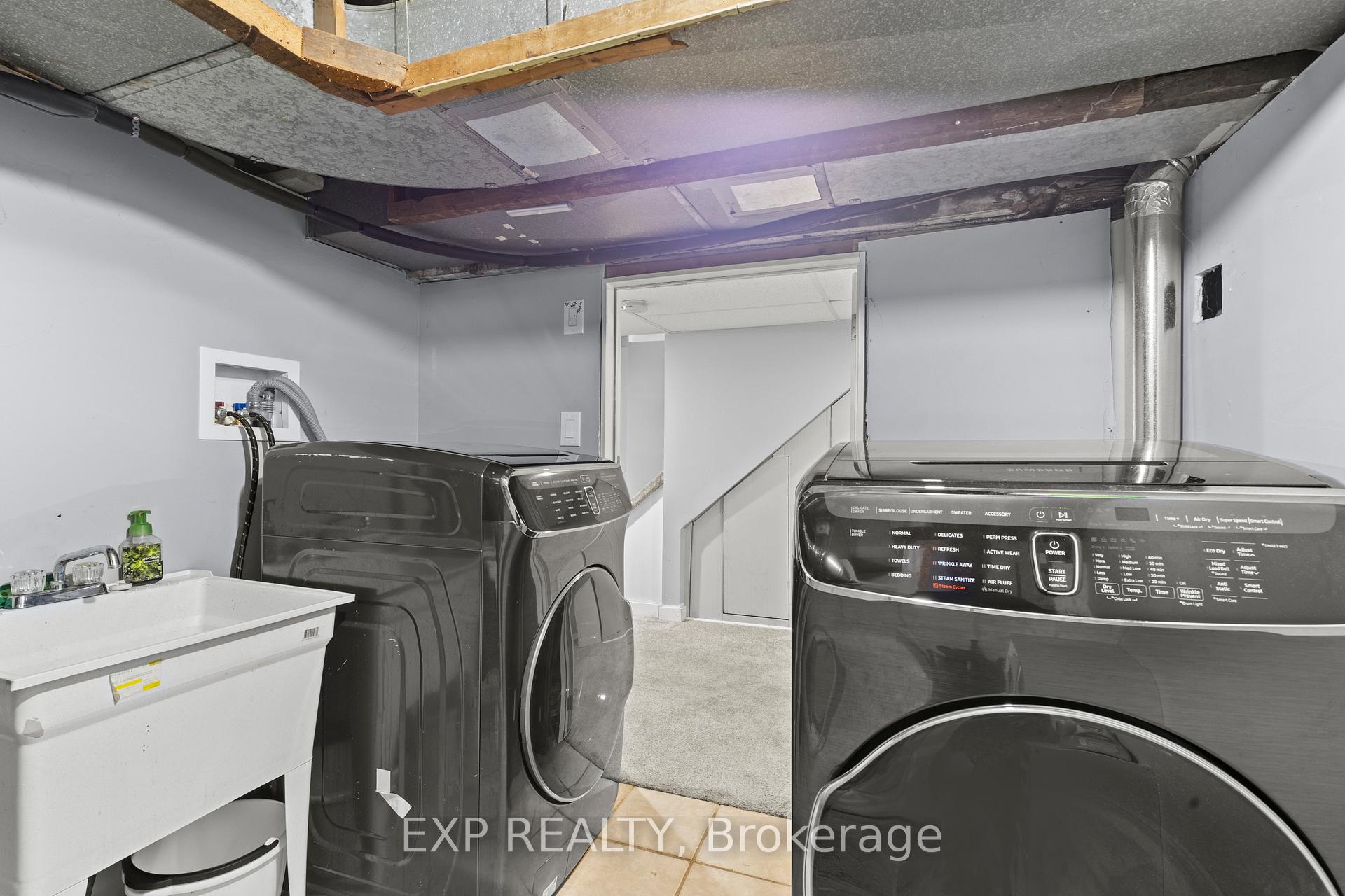 Photo 33 of 96 Belmont Avenue, Hamilton, Crown Point — HOMEH