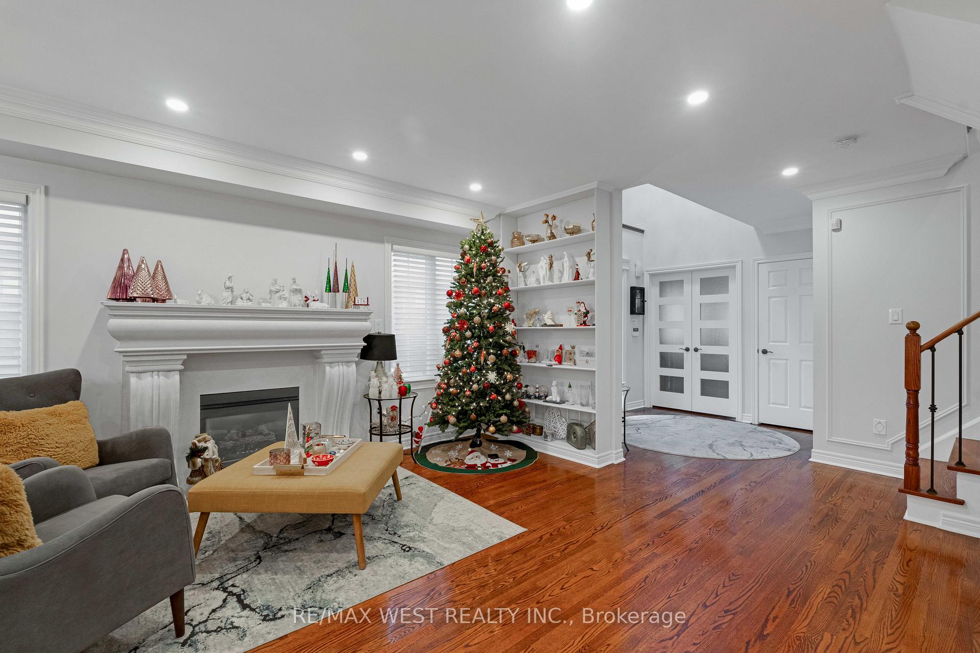 Photo 6 of 27 Coolspring Crescent, Caledon, Bolton East — HOMEH