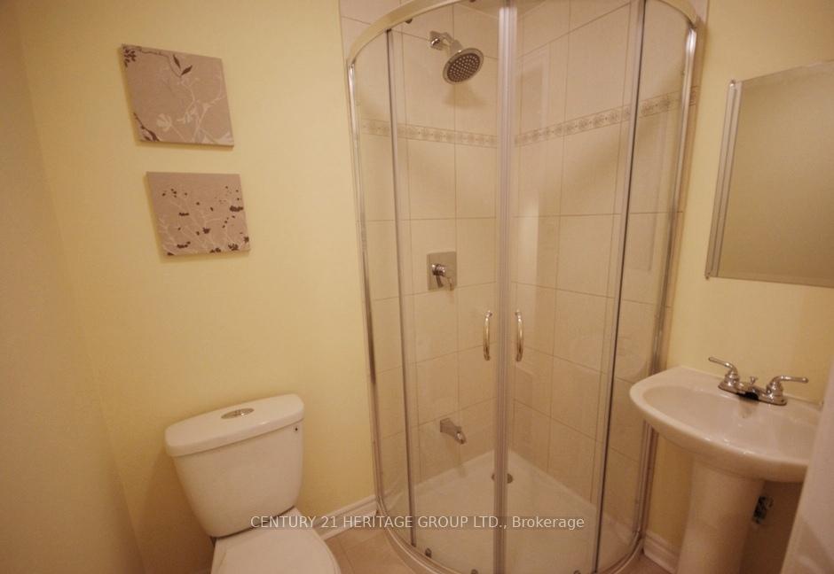Photo 12 of 94 Seaton Drive, Aurora, Aurora Highlands — HOMEH