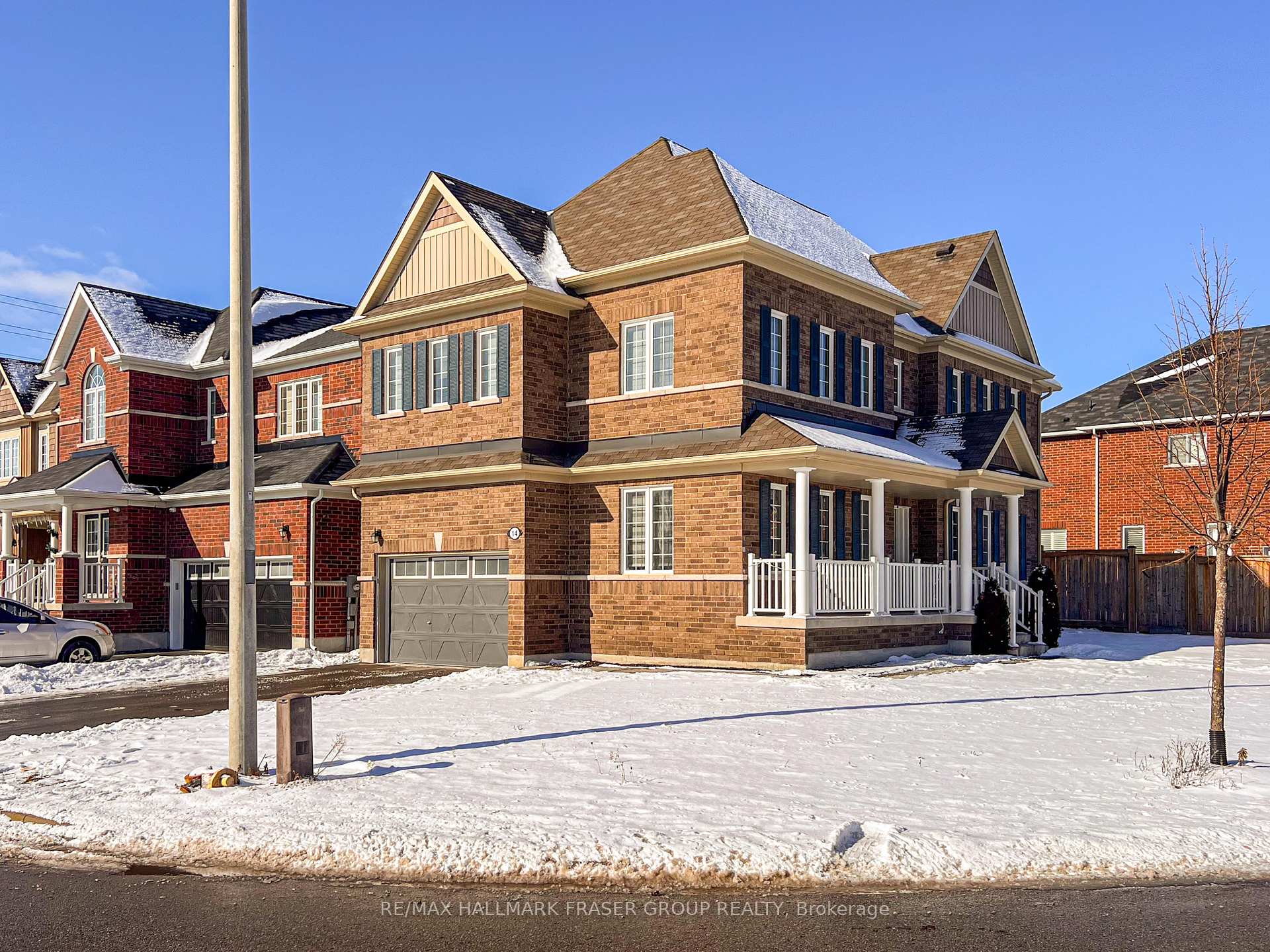 Photo 2 of 14 Kilpatrick Court, Clarington, Bowmanville — HOMEH