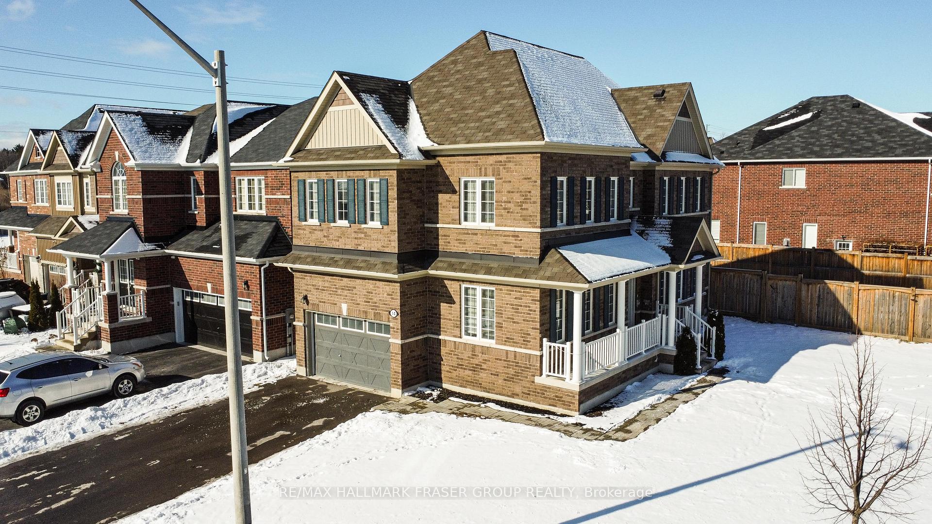 Photo 4 of 14 Kilpatrick Court, Clarington, Bowmanville — HOMEH