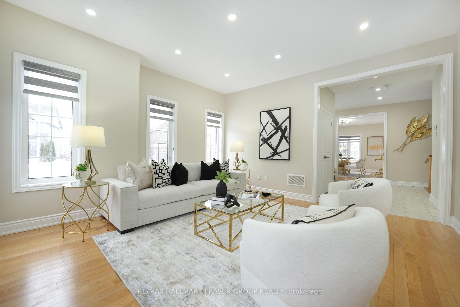 Photo 10 of 14 Kilpatrick Court, Clarington, Bowmanville — HOMEH