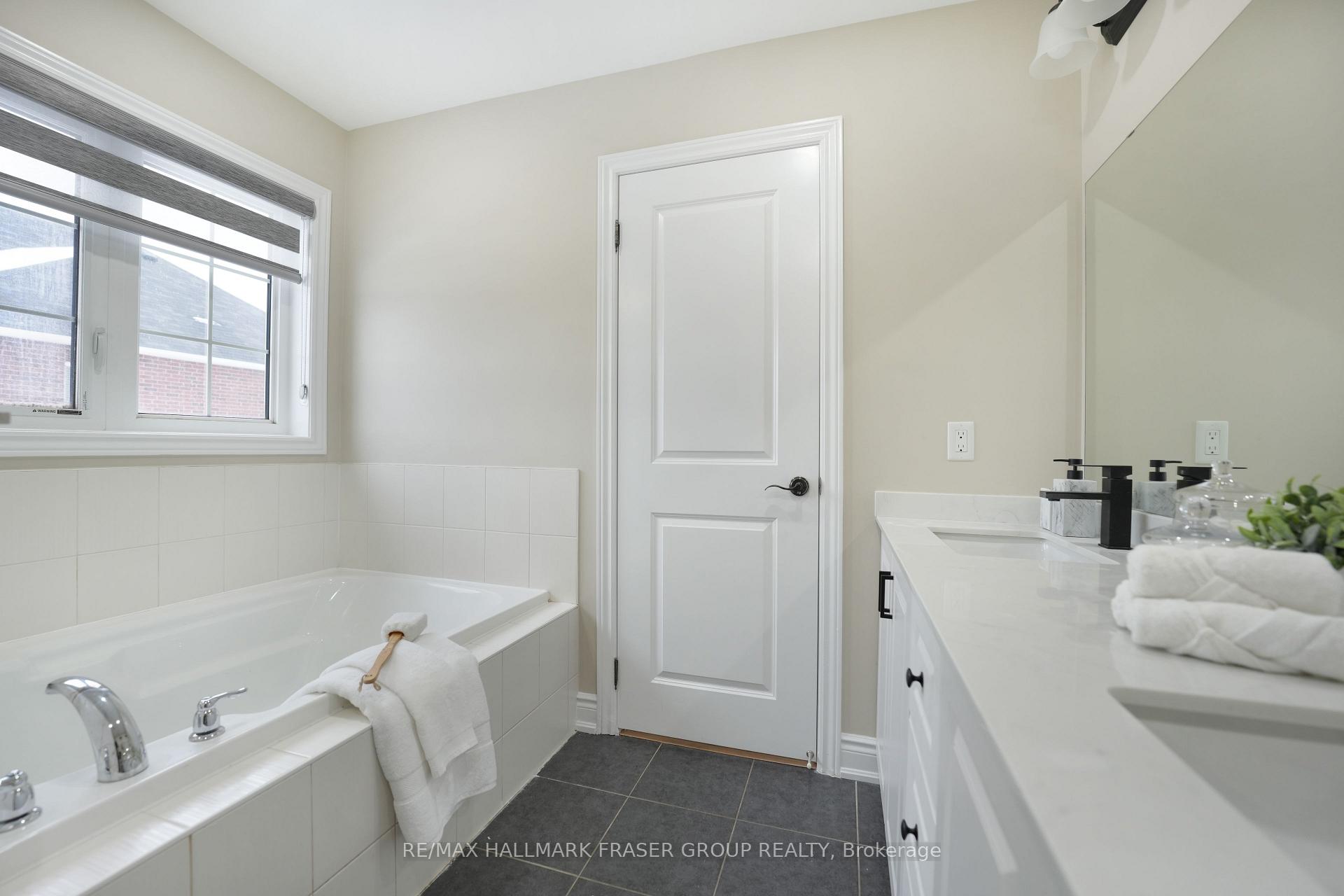 Photo 25 of 14 Kilpatrick Court, Clarington, Bowmanville — HOMEH