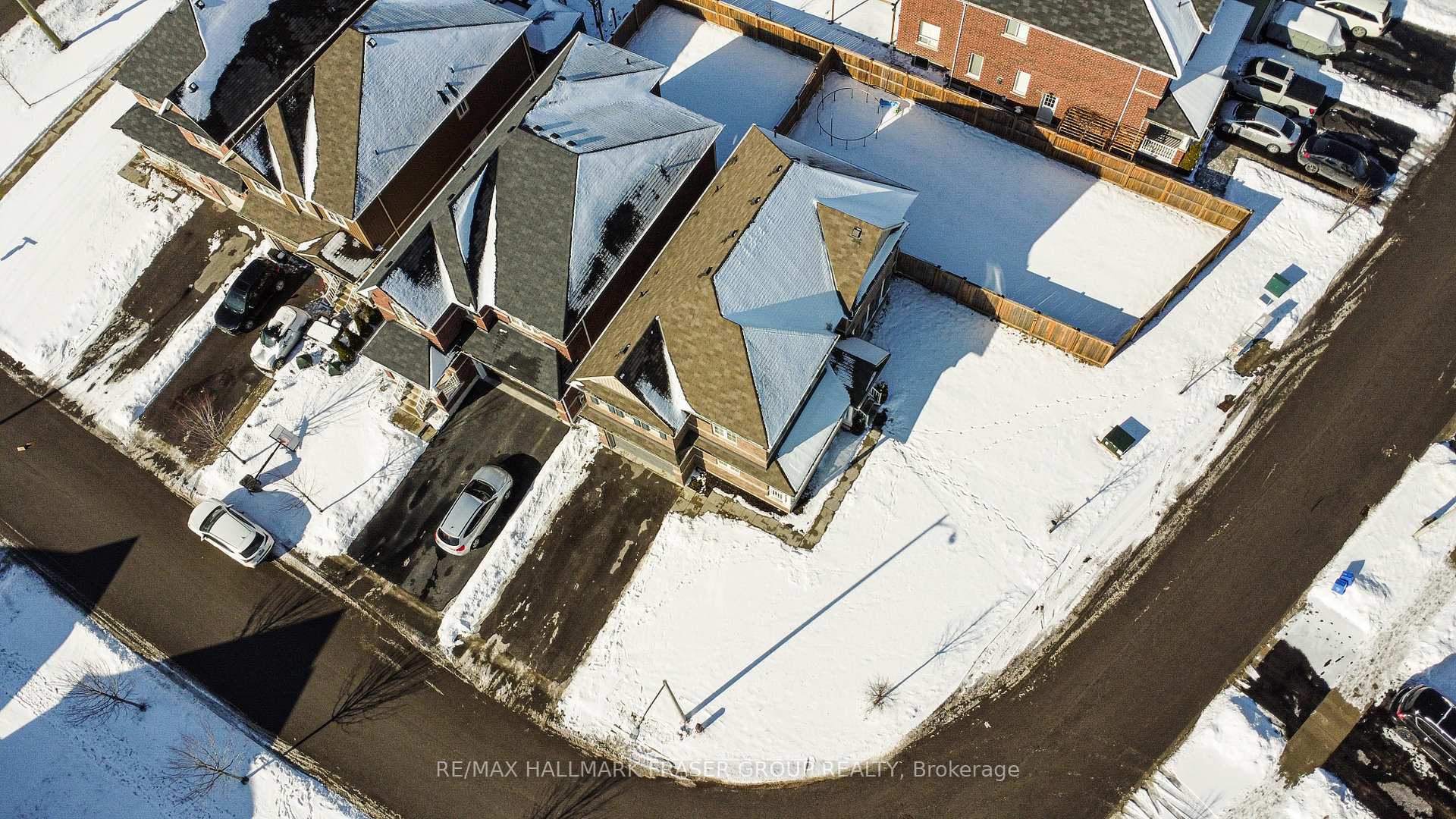 Photo 36 of 14 Kilpatrick Court, Clarington, Bowmanville — HOMEH