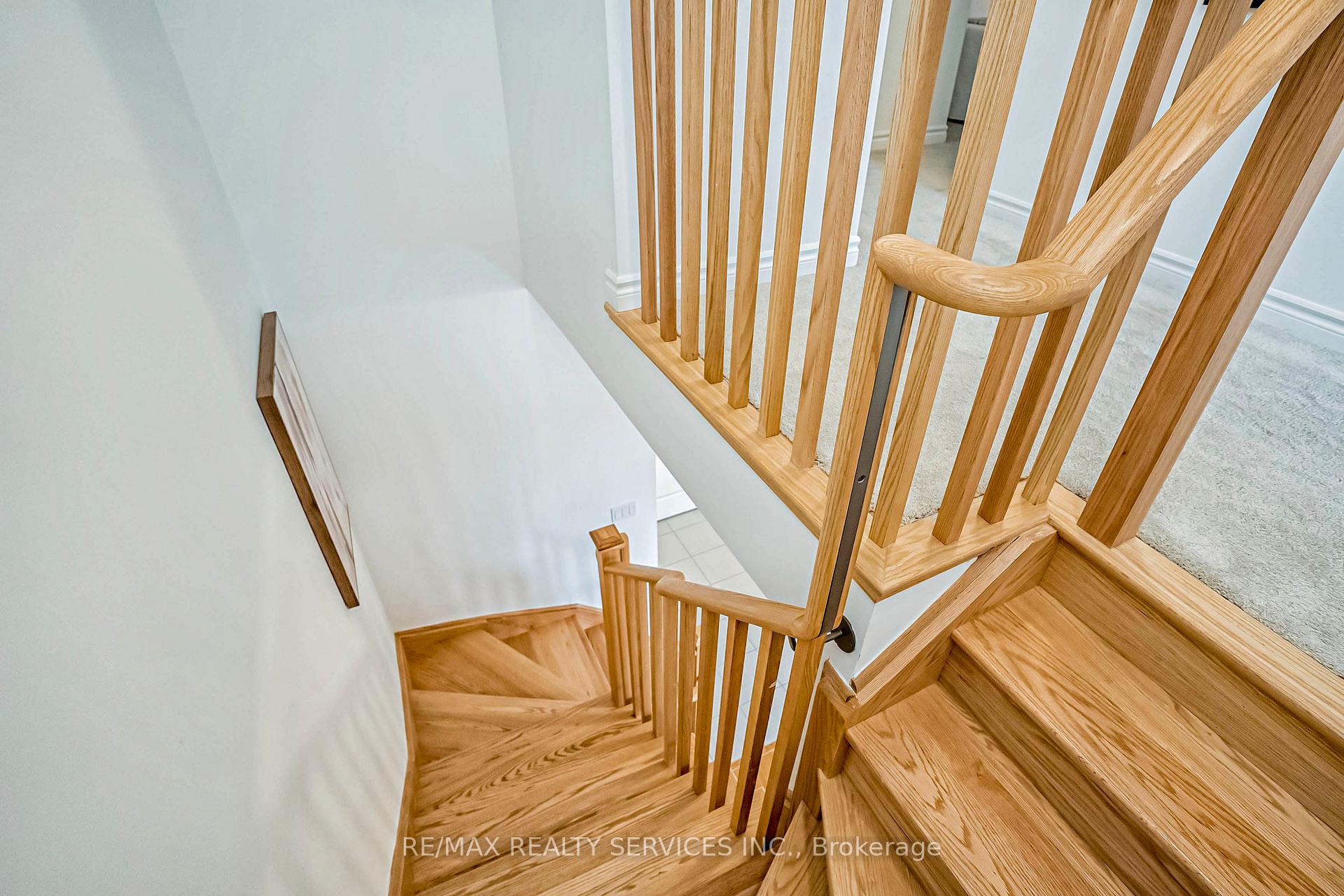 Photo 20 of 20 Waterville Way, Caledon, Rural Caledon — HOMEH