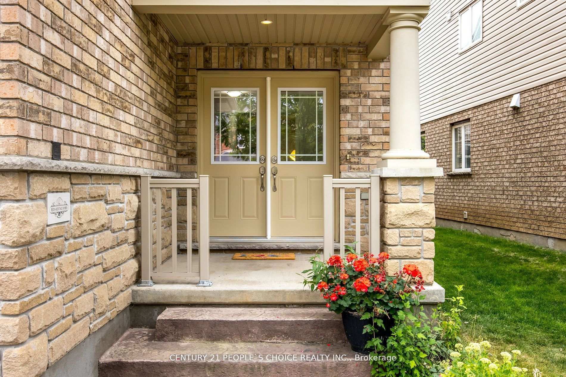 Photo 3 of 313 Colonial Drive, Guelph, Pineridge/Westminster Woods — HOMEH