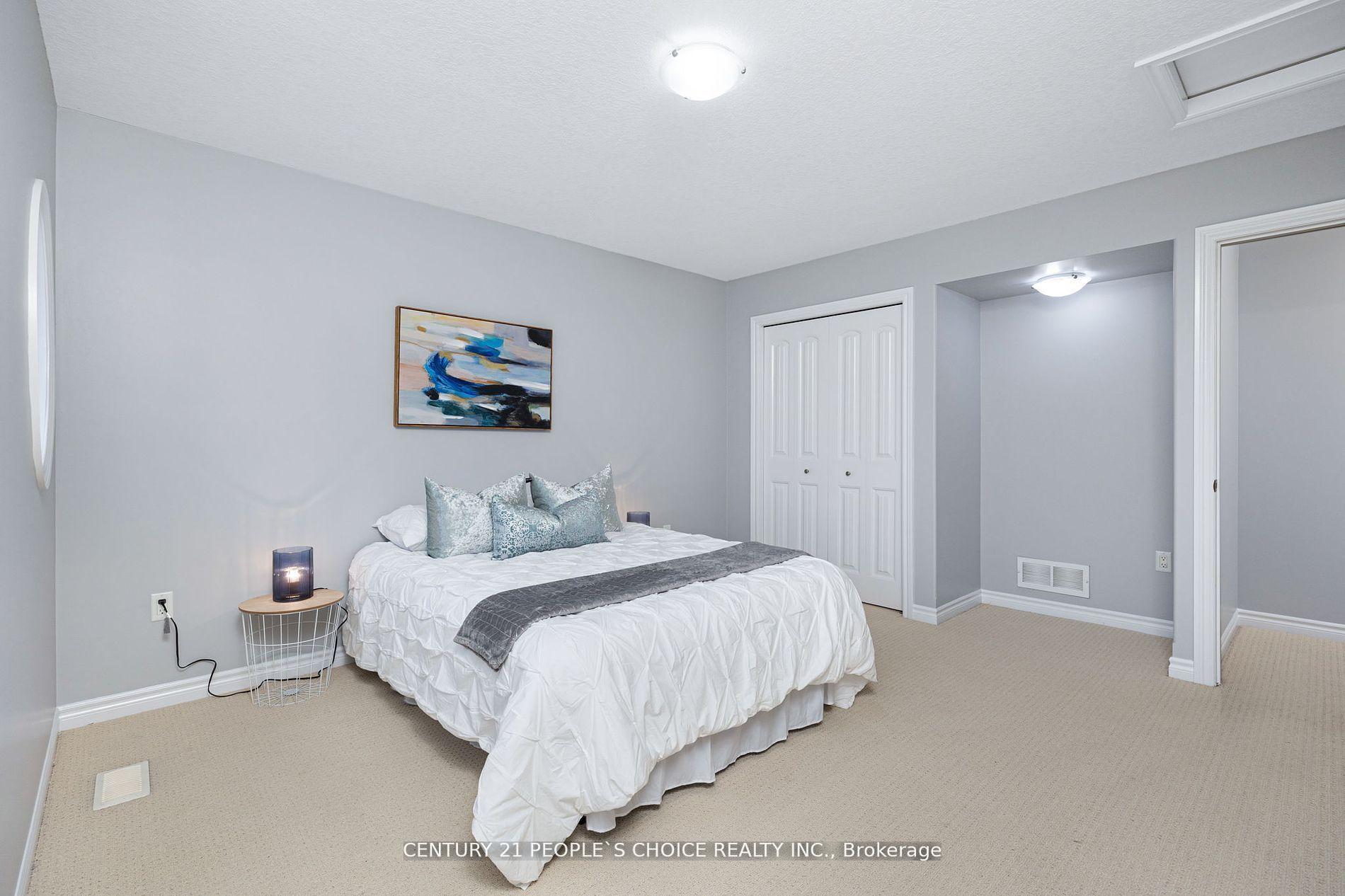 Photo 21 of 313 Colonial Drive, Guelph, Pineridge/Westminster Woods — HOMEH