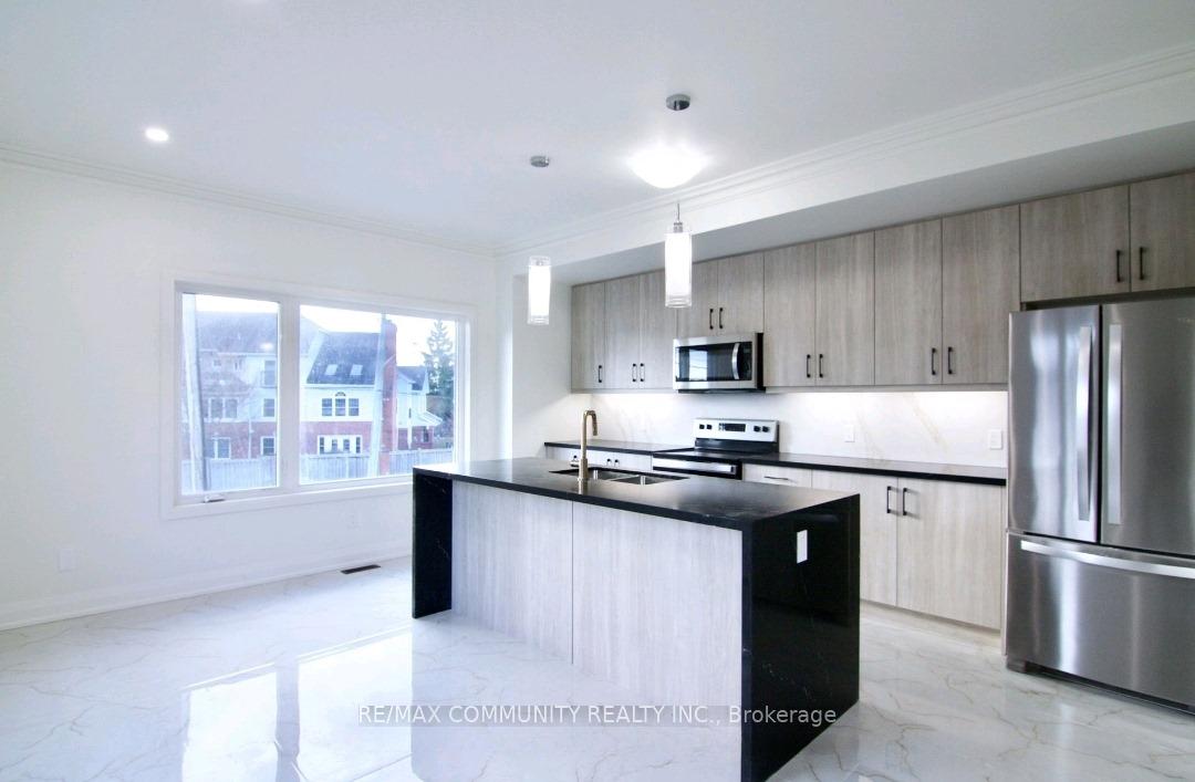 Photo 5 of 15 Gerry Henry Lane, Clarington, Courtice — HOMEH