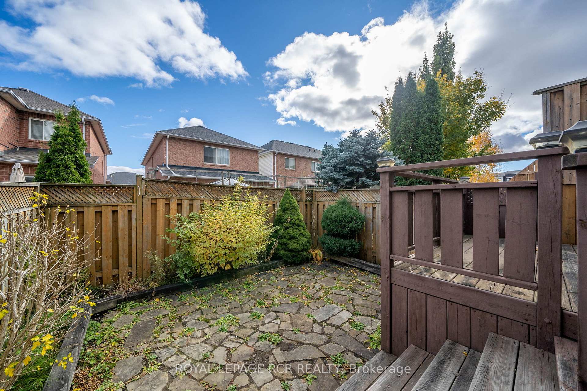 Photo 35 of 86 Wood Circle, Caledon, Bolton East — HOMEH