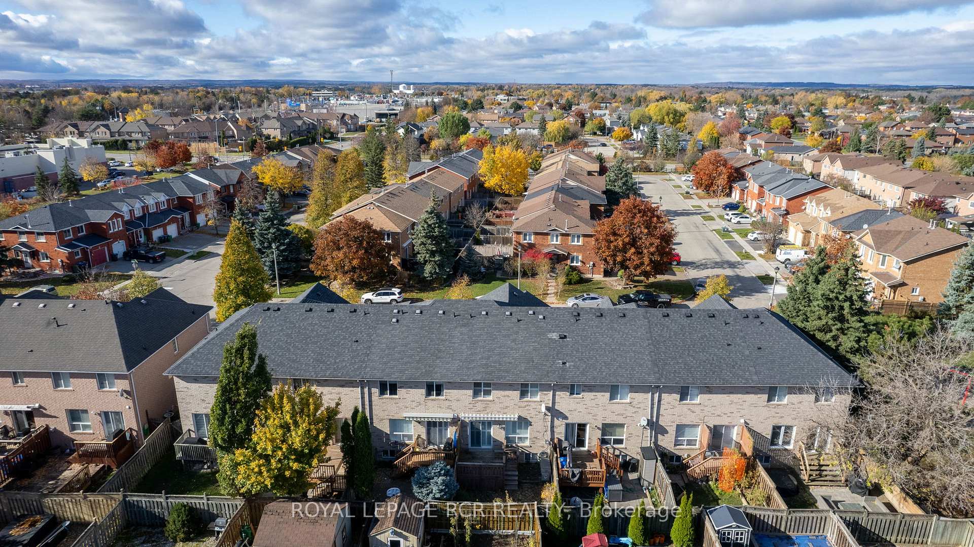 Photo 37 of 86 Wood Circle, Caledon, Bolton East — HOMEH