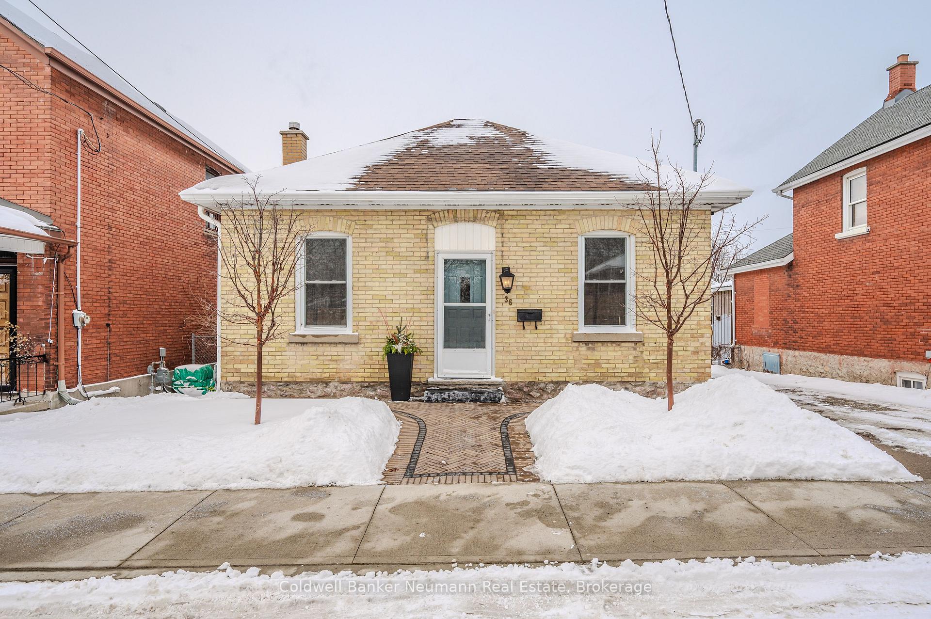 Front of 36 Manitoba Street