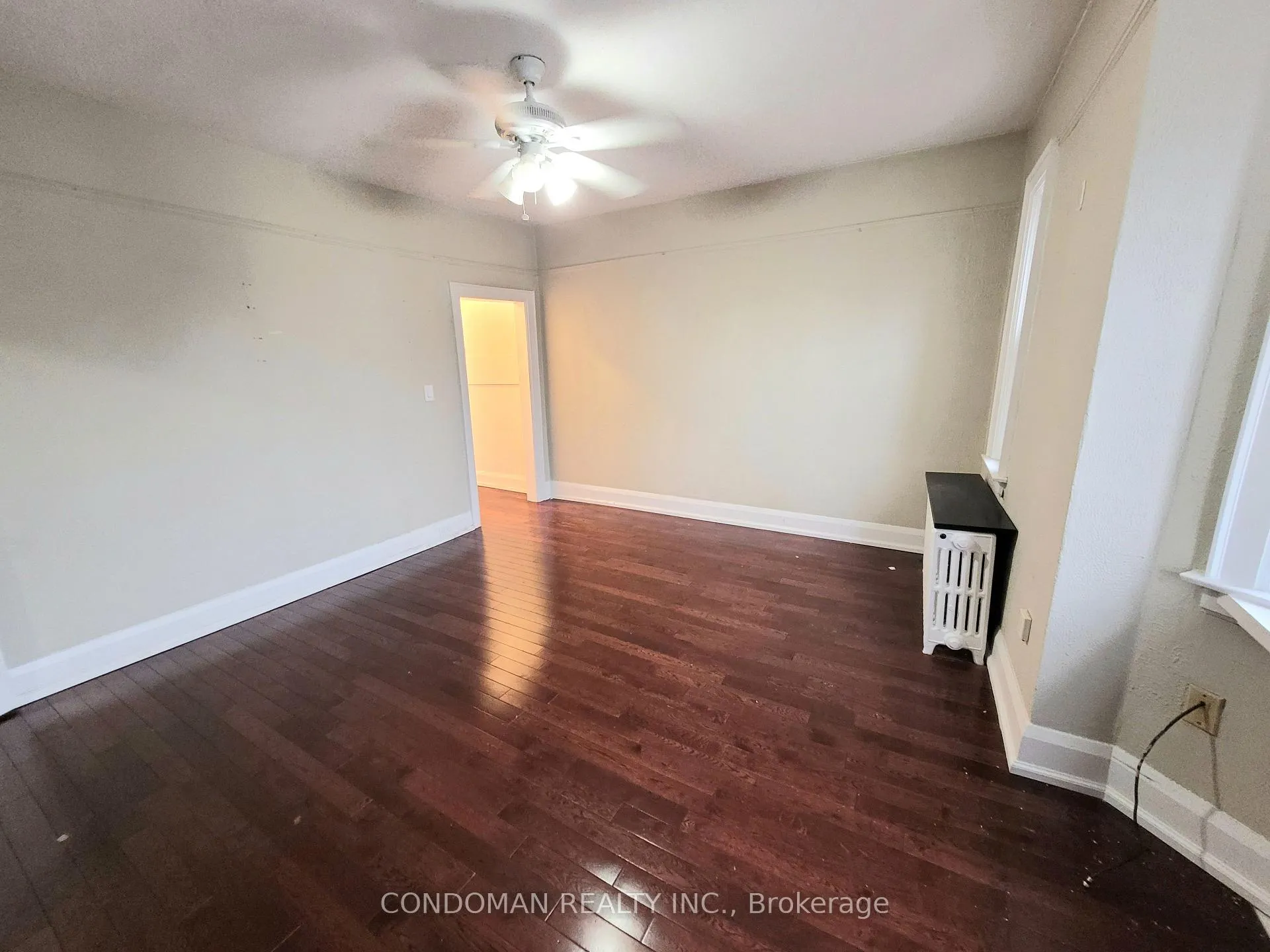 Photo 3 of Unit 20, 850 Broadview Avenue, Toronto, Playter Estates-Danforth — HOMEH
