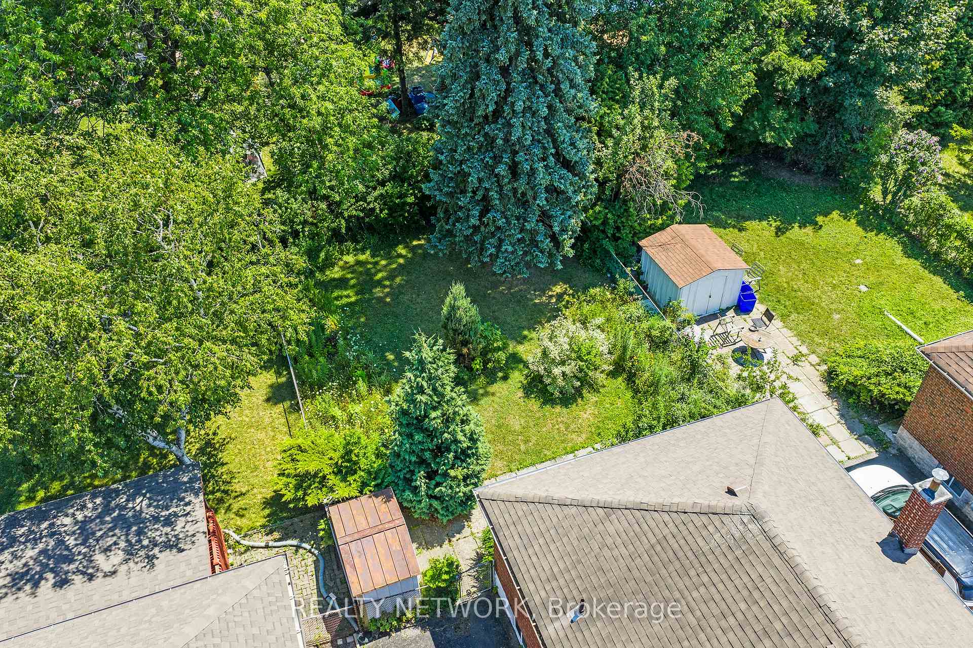 Photo 33 of 47 West 3rd Street, Hamilton, Bonnington — HOMEH