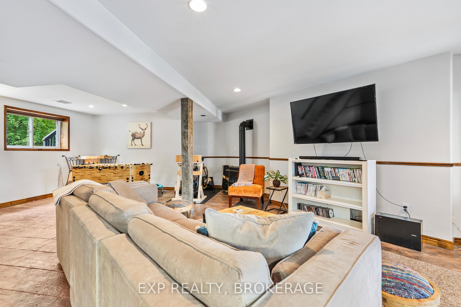 Photo 38 of 1403A Everett Lane, Frontenac, Frontenac South — HOMEH