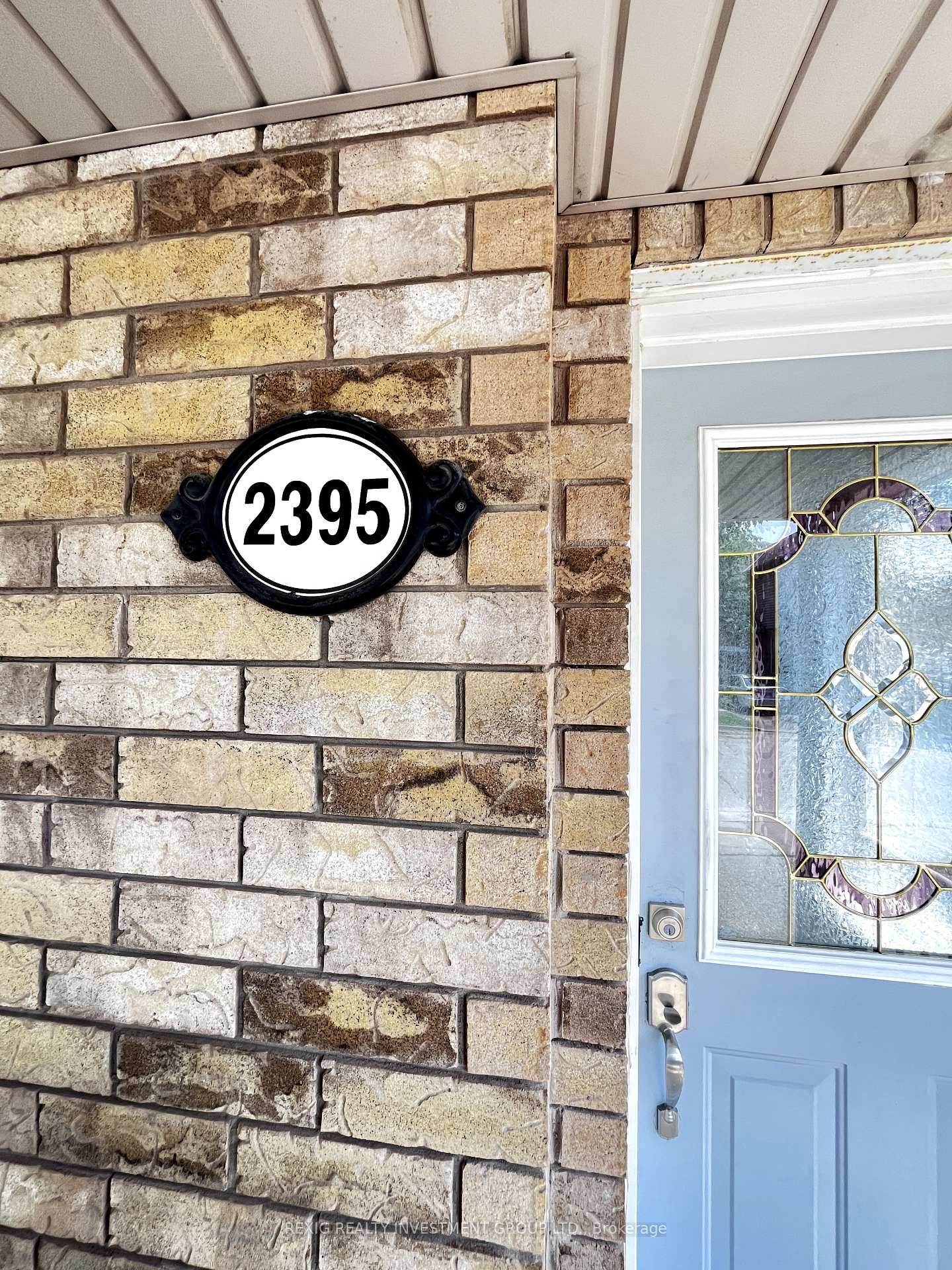 Front of 2395 Curtis Road