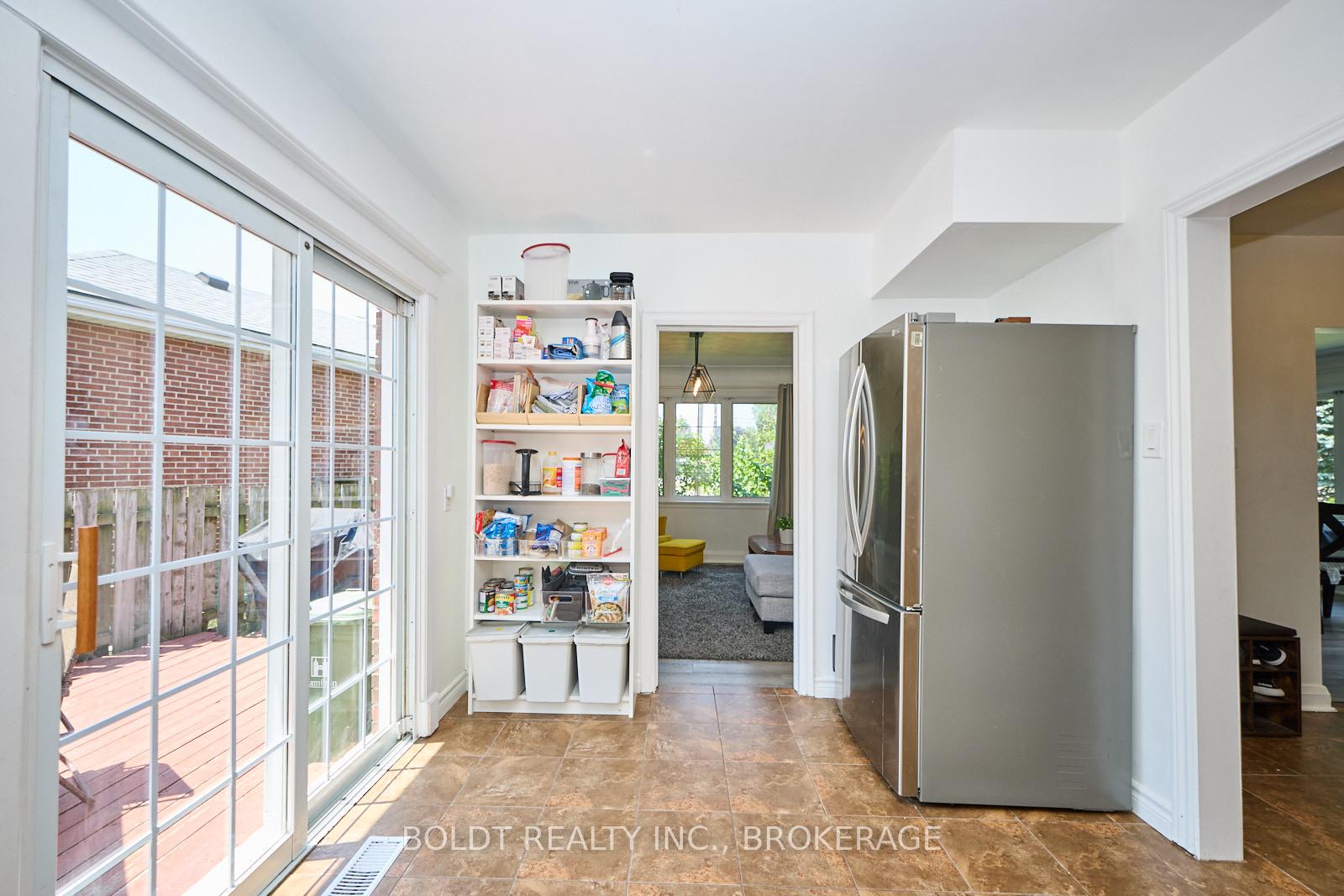 Photo 14 of 79 Felker Avenue, Hamilton, Stoney Creek — HOMEH