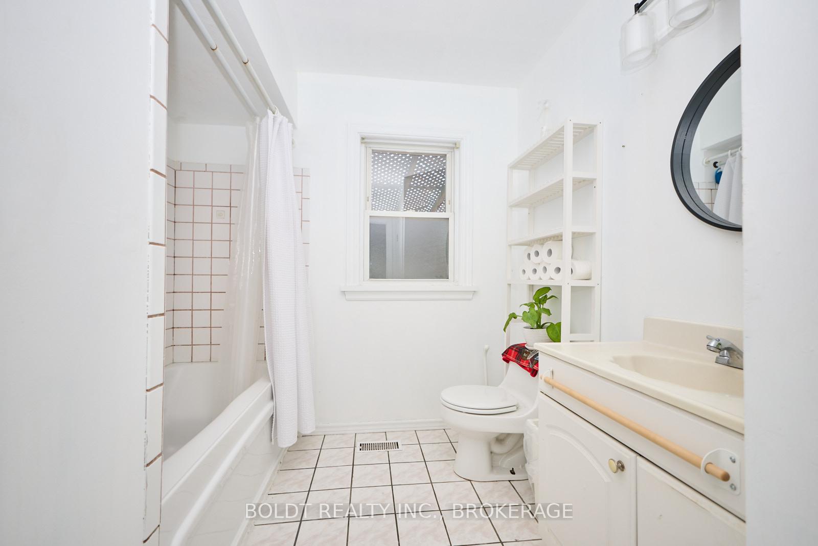 Photo 20 of 79 Felker Avenue, Hamilton, Stoney Creek — HOMEH