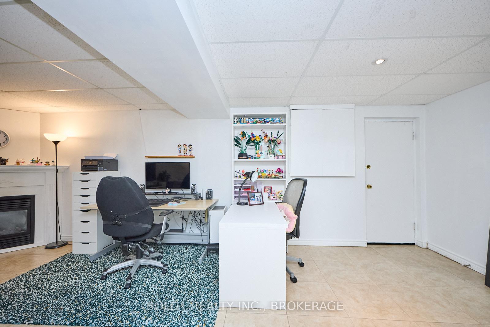 Photo 24 of 79 Felker Avenue, Hamilton, Stoney Creek — HOMEH