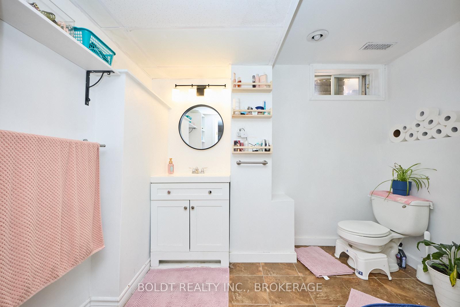 Photo 26 of 79 Felker Avenue, Hamilton, Stoney Creek — HOMEH