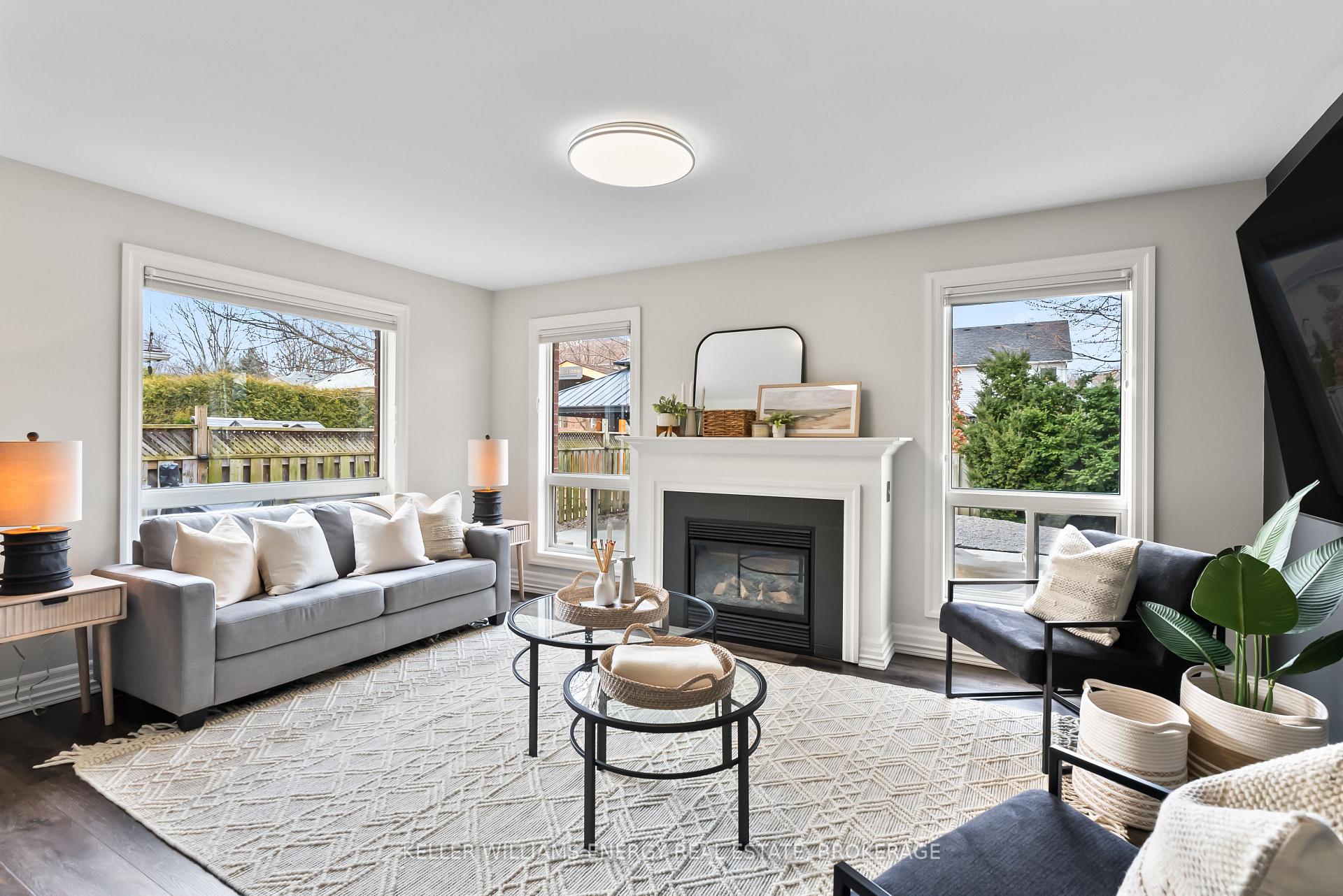 Photo 11 of 81 Farncomb Crescent, Clarington, Bowmanville — HOMEH