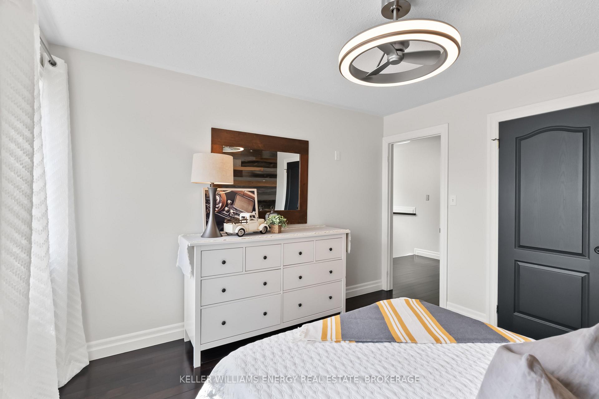 Photo 25 of 81 Farncomb Crescent, Clarington, Bowmanville — HOMEH