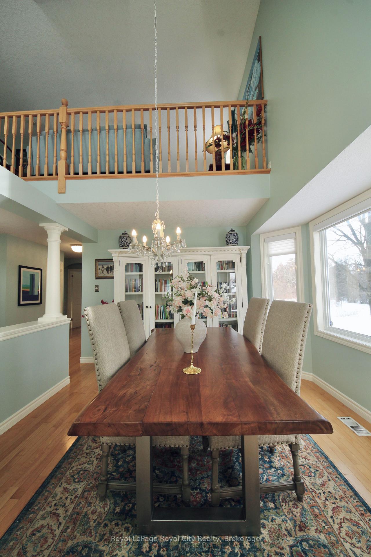 Photo 25 of 27 Somerset Glen S, Guelph, Kortright West — HOMEH