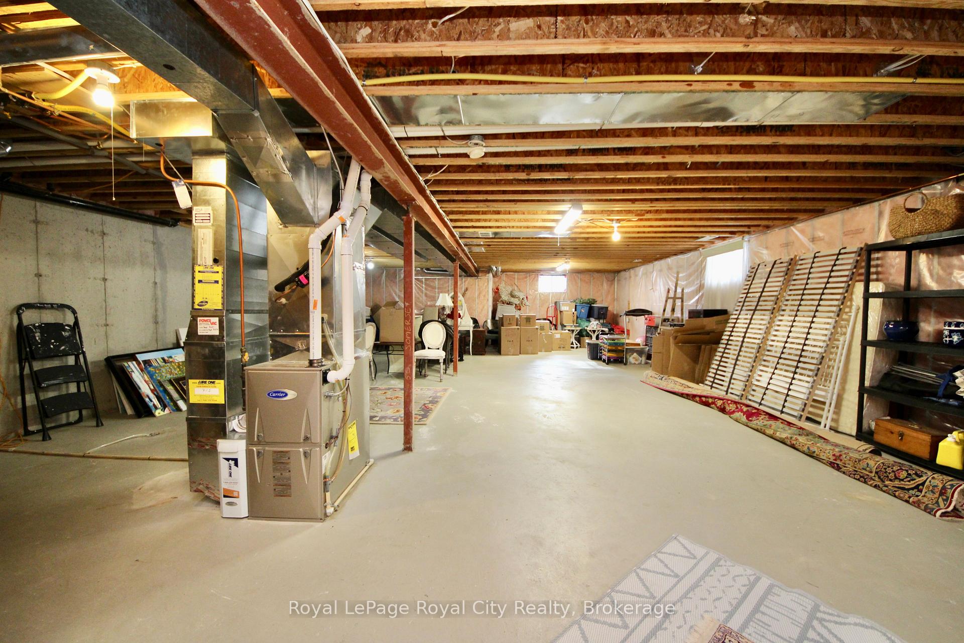 Photo 36 of 27 Somerset Glen S, Guelph, Kortright West — HOMEH