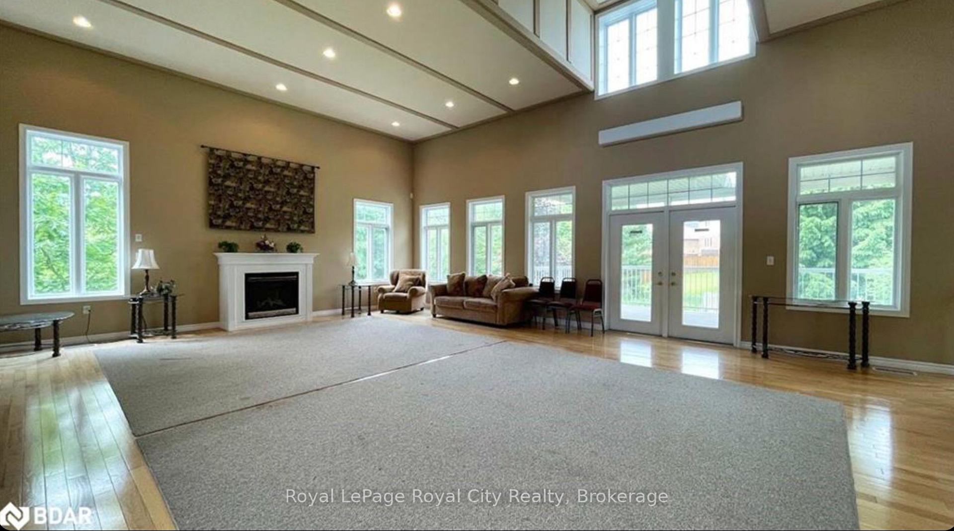 Photo 37 of 27 Somerset Glen S, Guelph, Kortright West — HOMEH
