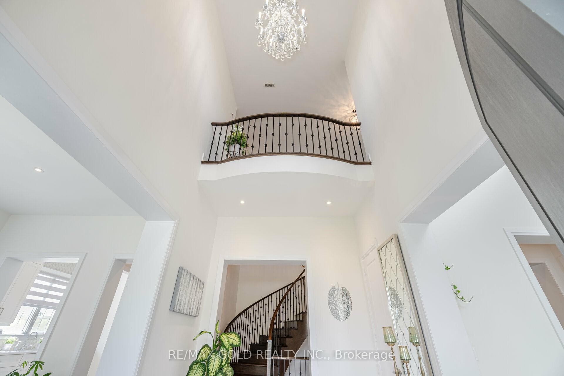 Photo 3 of 128 Stinson Street, Caledon, Palgrave — HOMEH