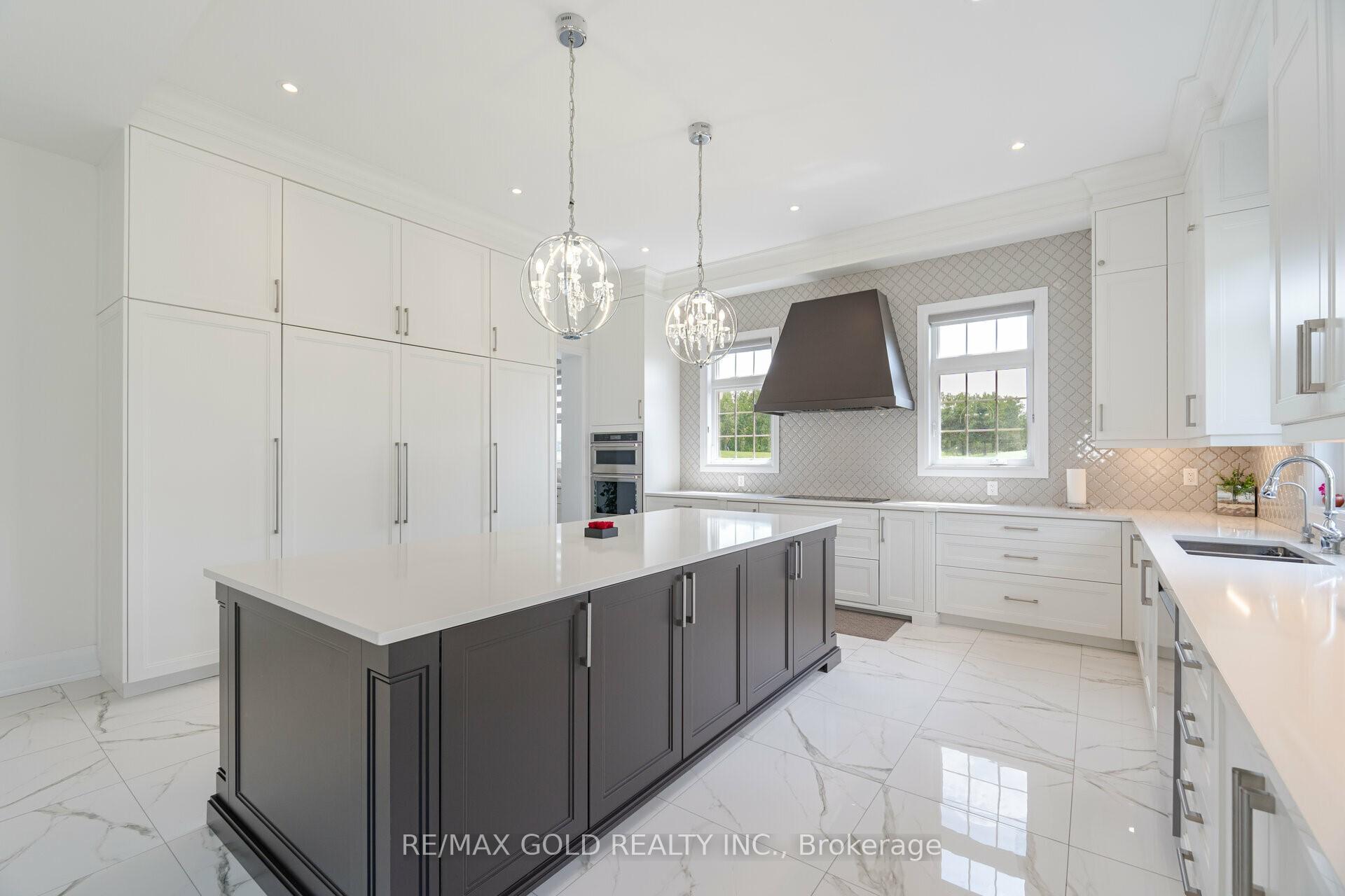 Photo 6 of 128 Stinson Street, Caledon, Palgrave — HOMEH