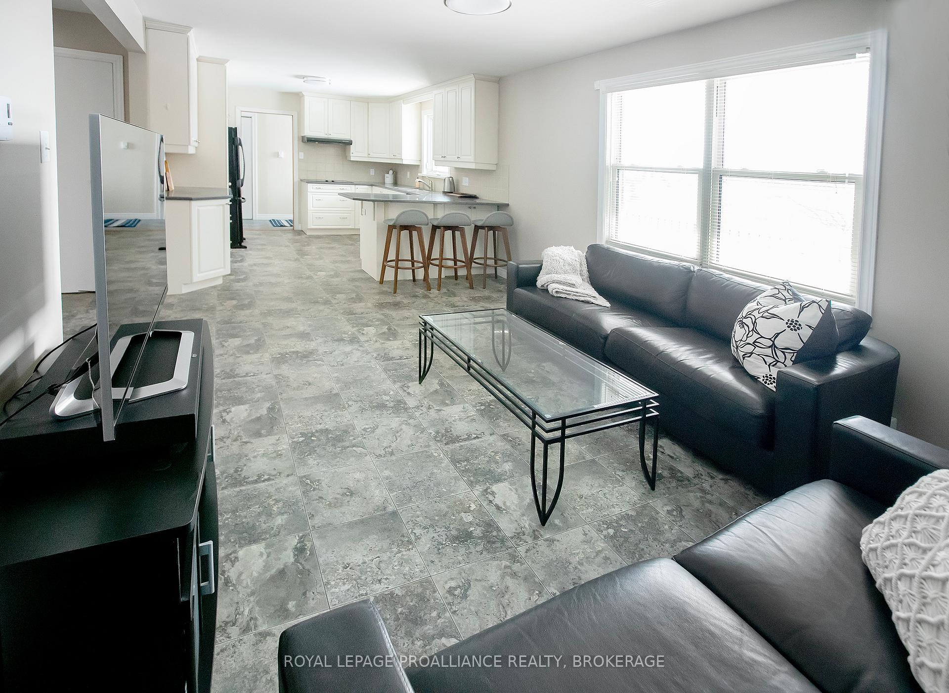 Photo 11 of 2449 Botting Road, Frontenac, Frontenac South — HOMEH