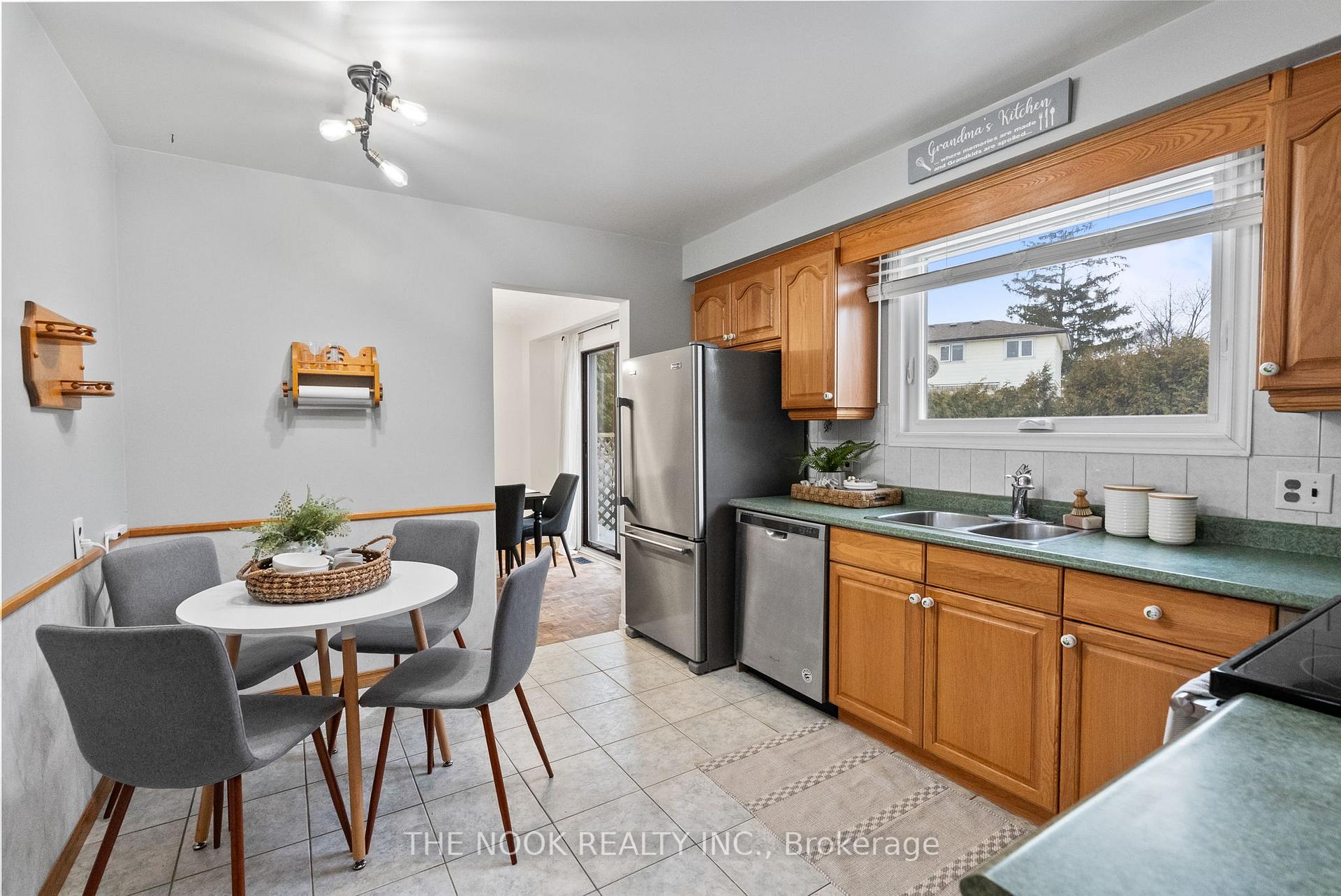 Photo 14 of 3 Strike Avenue, Clarington, Bowmanville — HOMEH