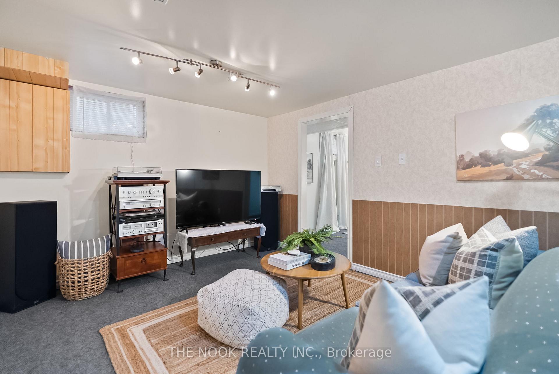 Photo 38 of 3 Strike Avenue, Clarington, Bowmanville — HOMEH