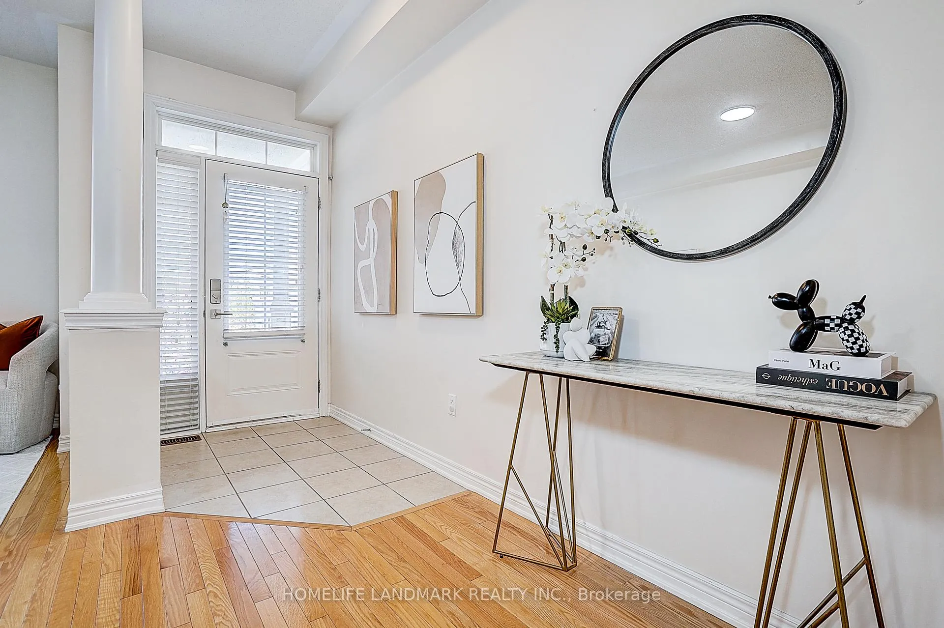 Photo 2 of 11 Chao Crescent, Richmond Hill, Oak Ridges — HOMEH