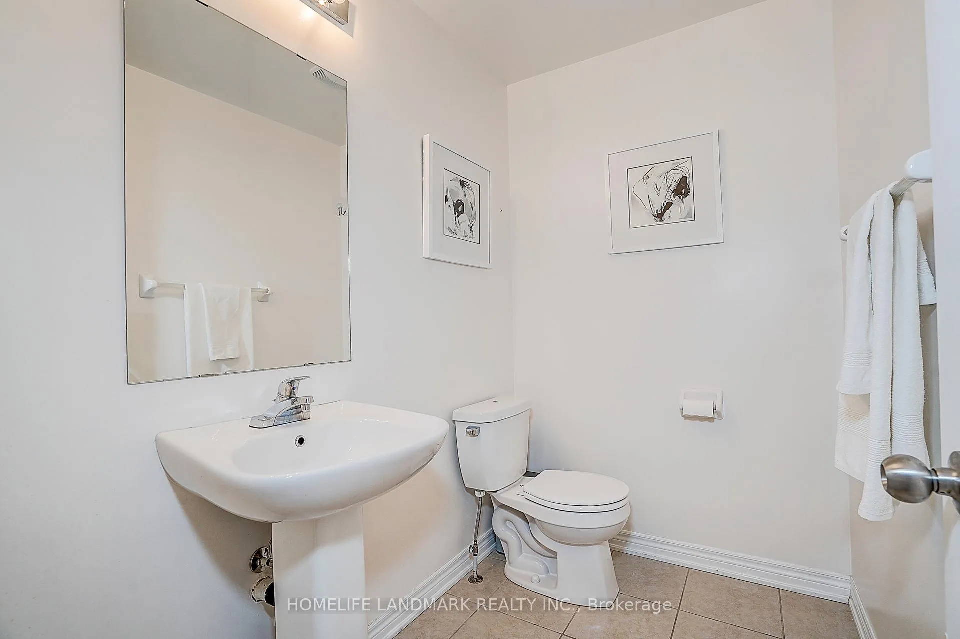 Photo 21 of 11 Chao Crescent, Richmond Hill, Oak Ridges — HOMEH