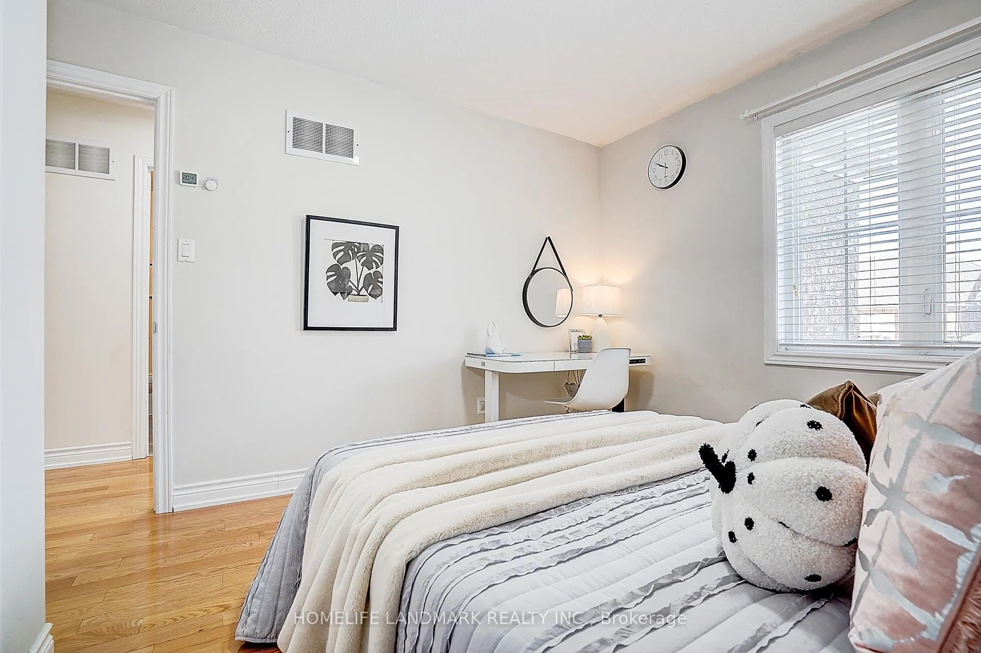 Photo 29 of 11 Chao Crescent, Richmond Hill, Oak Ridges — HOMEH