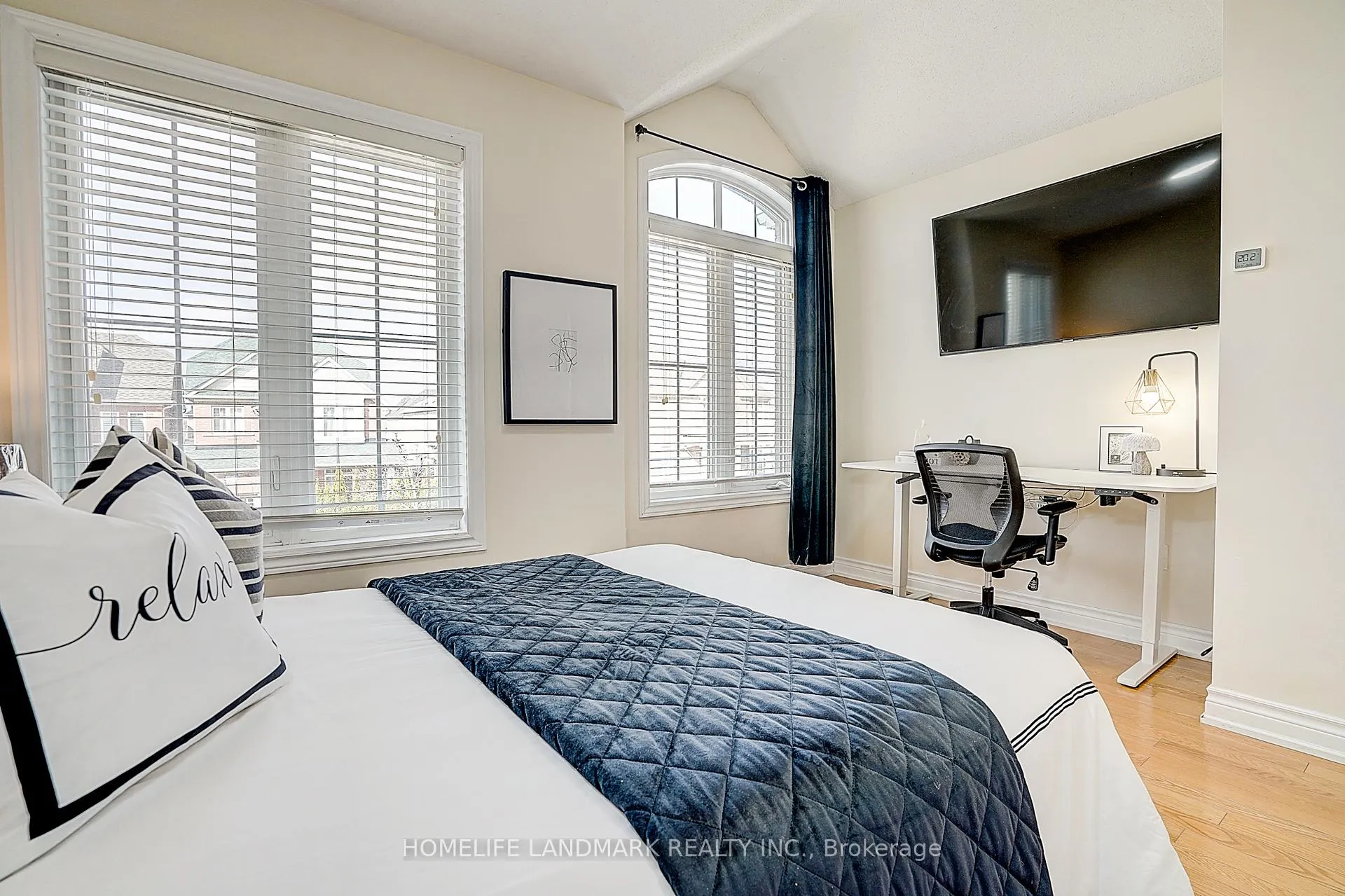 Photo 32 of 11 Chao Crescent, Richmond Hill, Oak Ridges — HOMEH