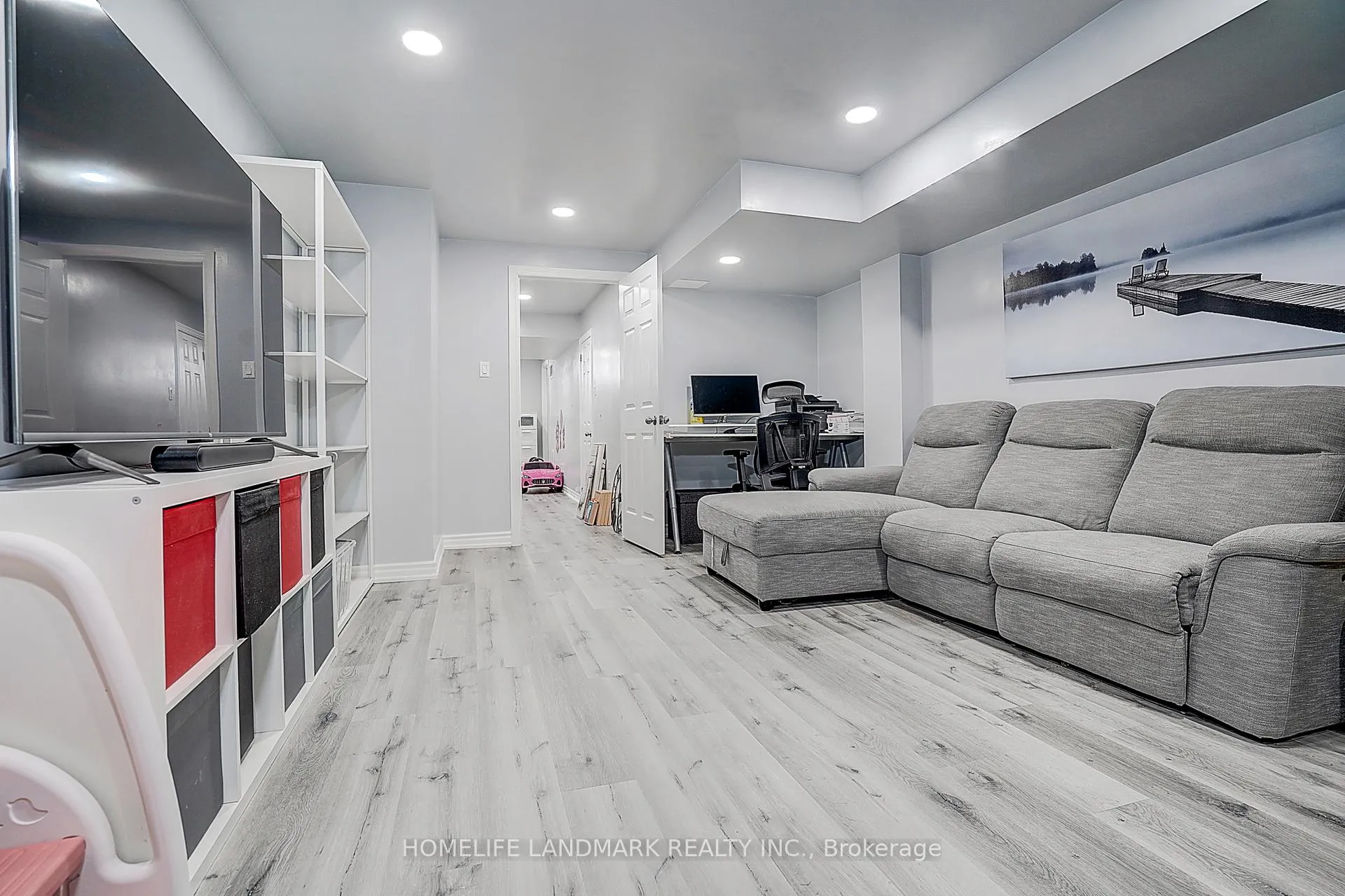 Photo 39 of 11 Chao Crescent, Richmond Hill, Oak Ridges — HOMEH